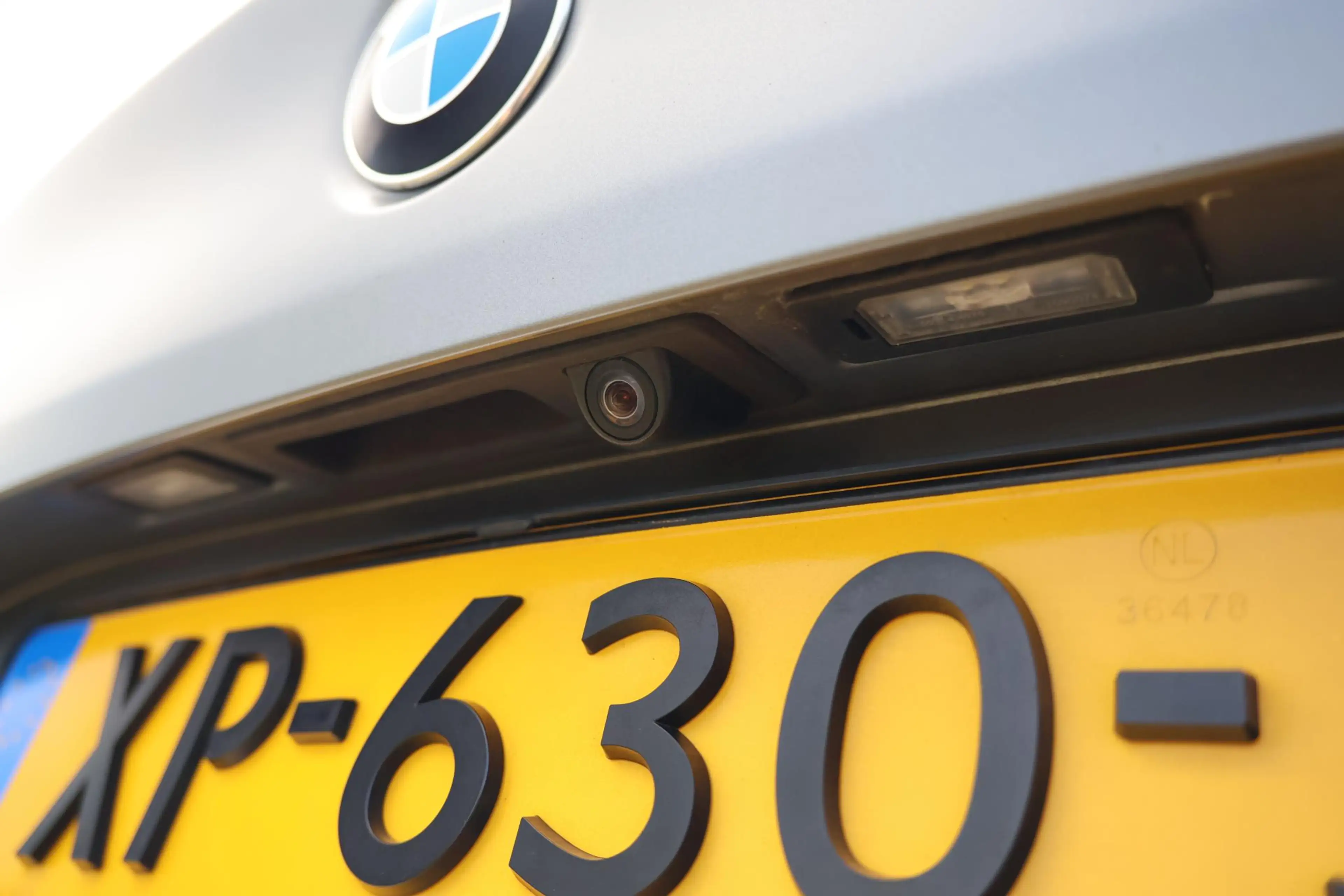 BMW M550 5-serie Touring M550xd M-Sport l Pano l Frozen gre — photo 11