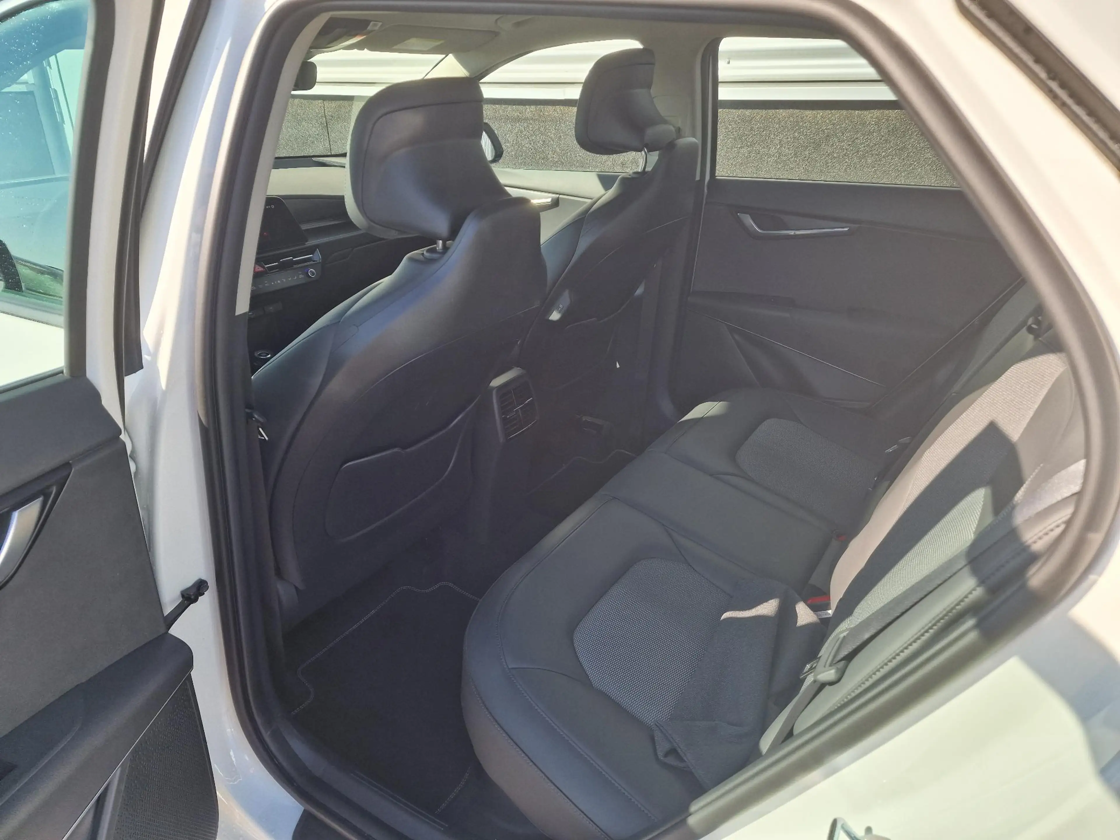 Kia Niro 1.6 GDi Hybrid DynamicLine 1e eign. Nederlandse au — photo 11