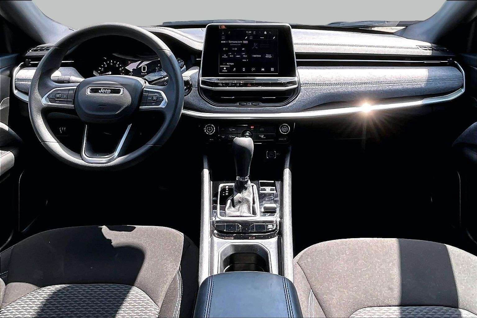 2025 Jeep Compass Sport — снимка 1