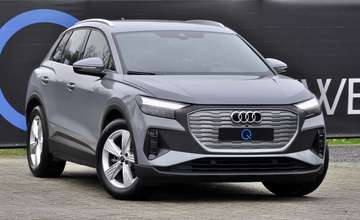 Q4 35 ETRON CARPLAY CAMERA ZETELVER. ELEK KOFFER