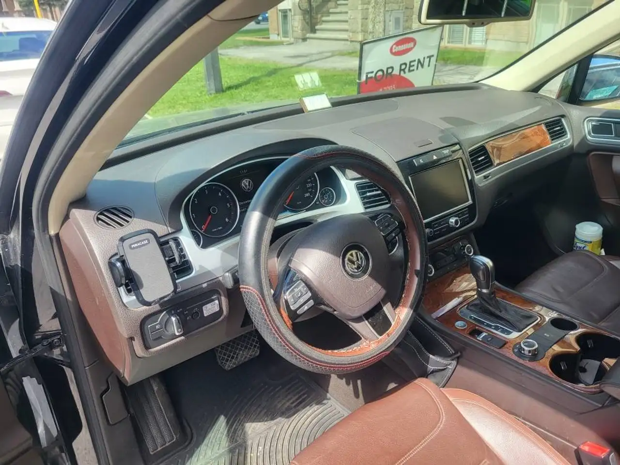 Volkswagen Touareg снимка Volkswagen Touareg