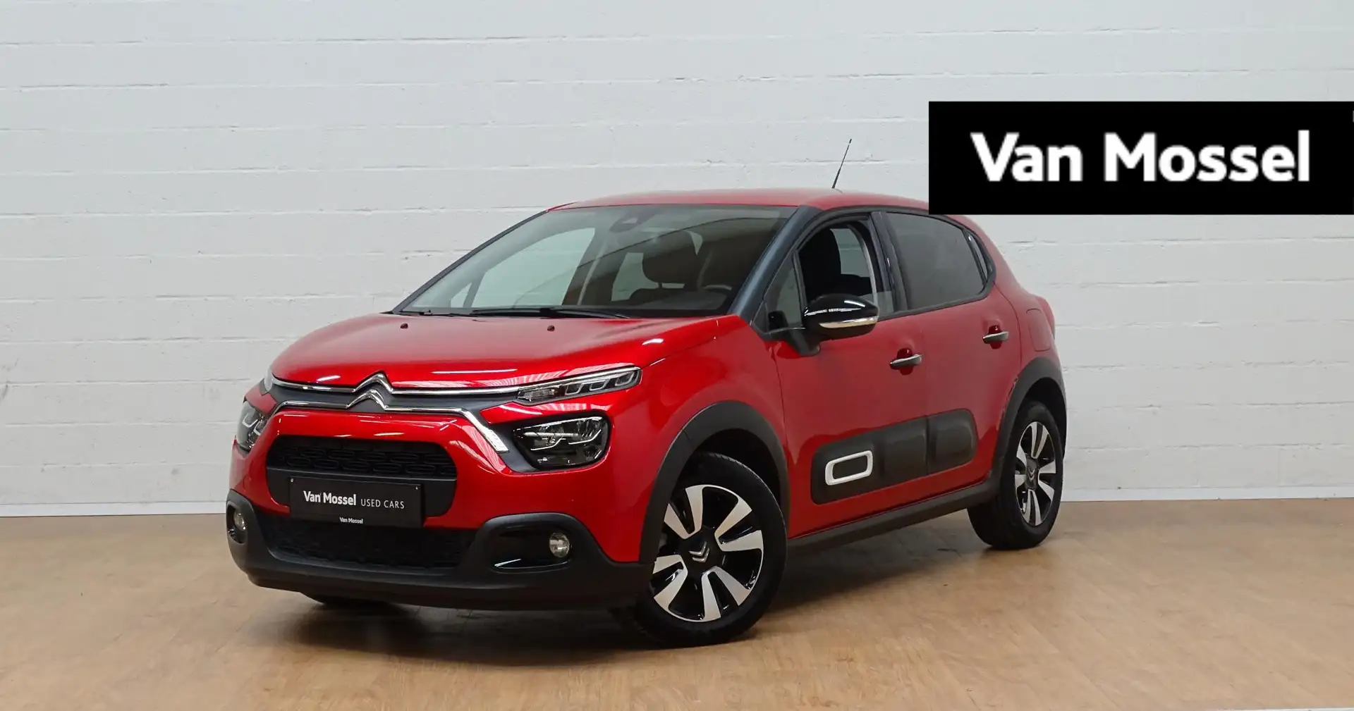 Citroen C3 1.2 Max Rouge - 1