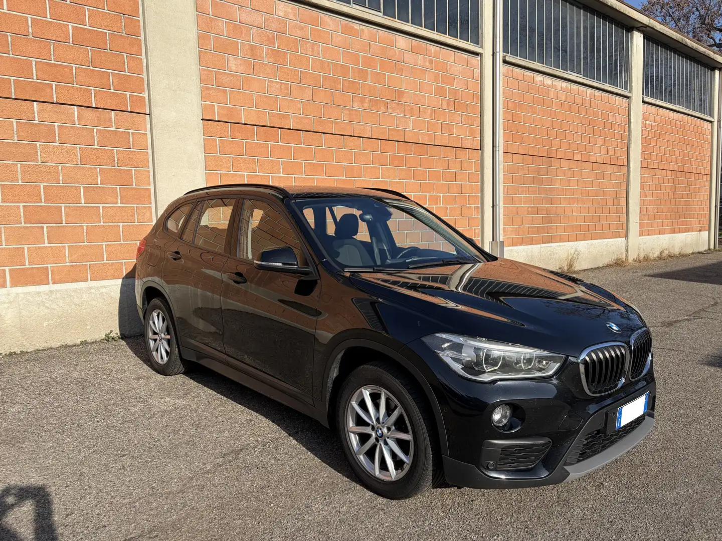 BMW X1 X1 xDrive 18d Business auto Nero - 1