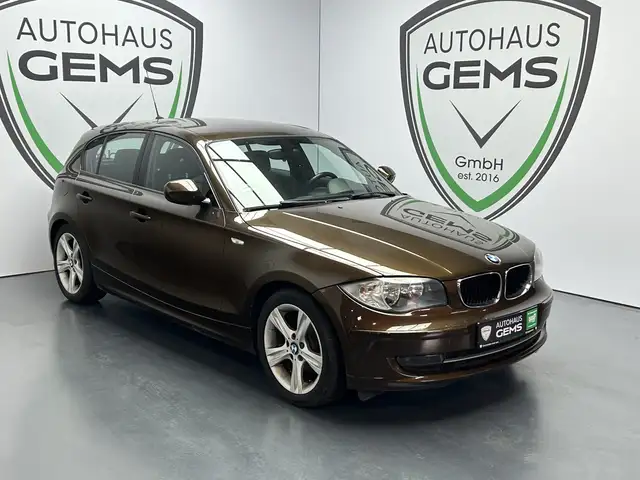 BMW 116 i Advantage Klima SHZ PDC