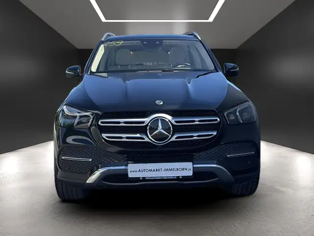 Mercedes-Benz GLE view 9