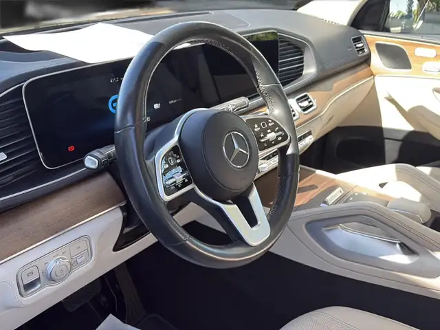 Mercedes-Benz GLE view 15