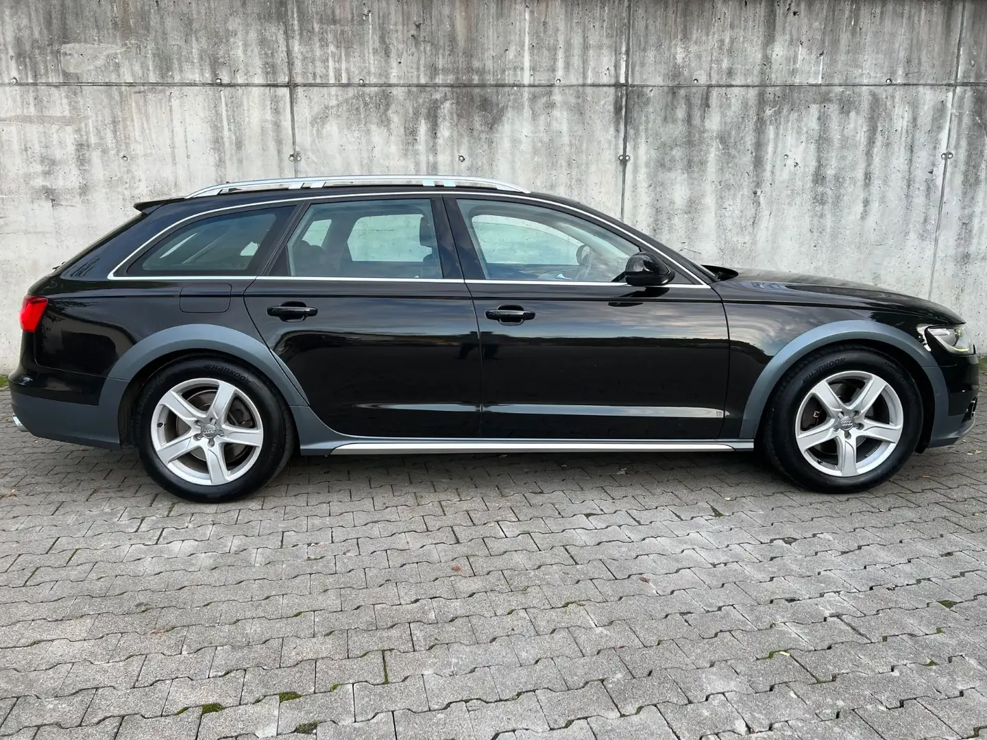 Audi A6 allroad 3.0TDI quattro 180kW S tronic*StandHz Noir - 2