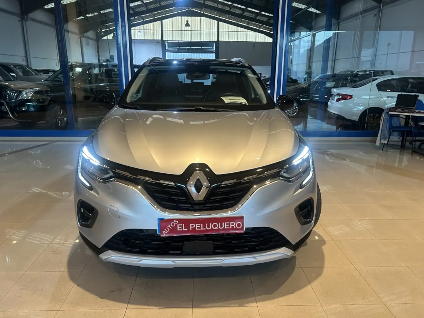 Renault Captur TCe Zen 67kW Gris - 2