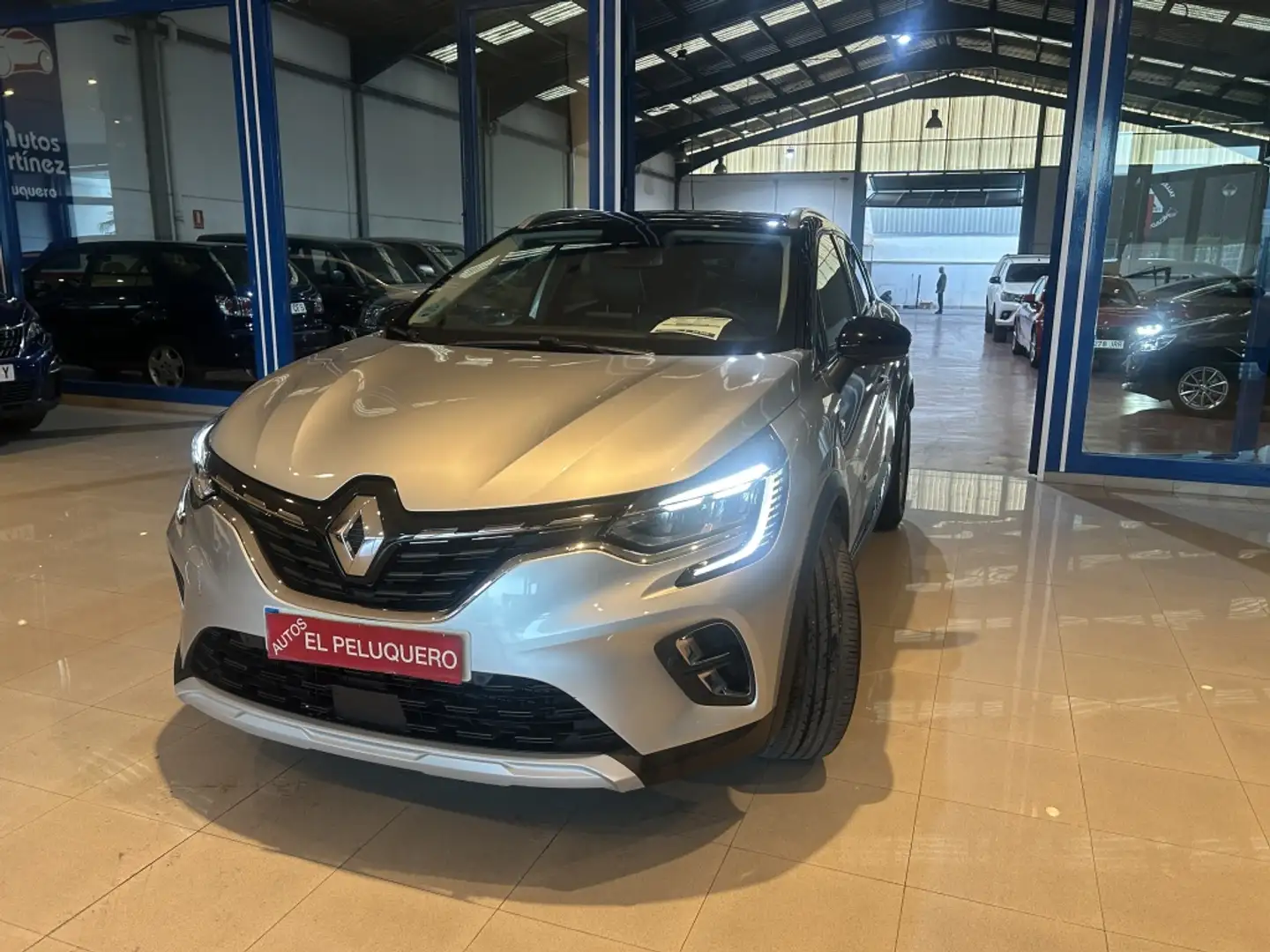 Renault Captur TCe Zen 67kW Gris - 1