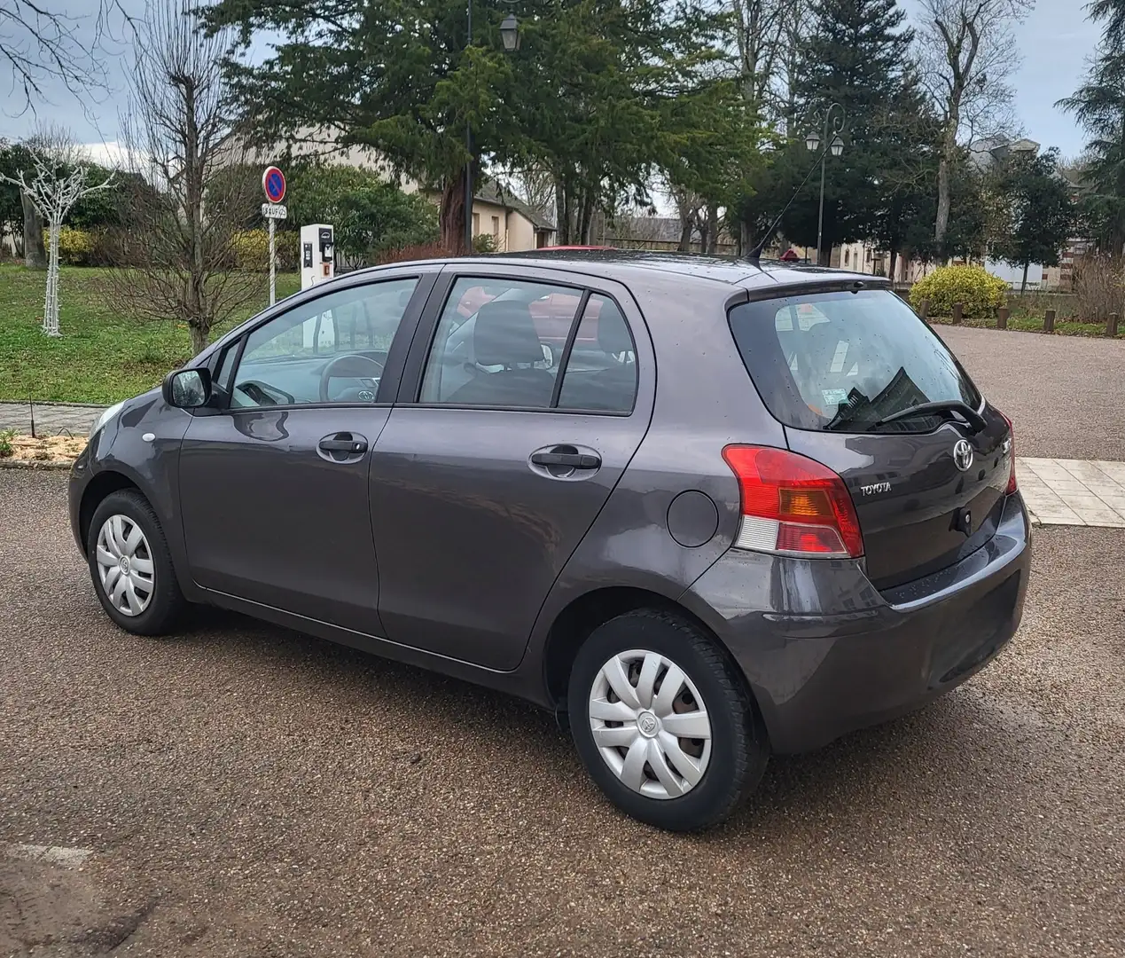 Toyota Yaris 1.0 - 69 VVT-i France - 2