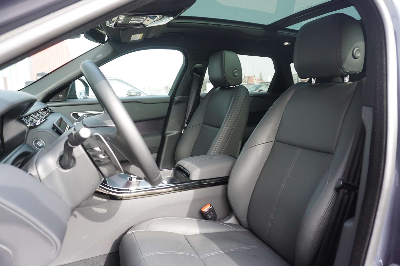 Land Rover Range Rover Velar Dynamic SE PHEV -  - Joinsteer - #3