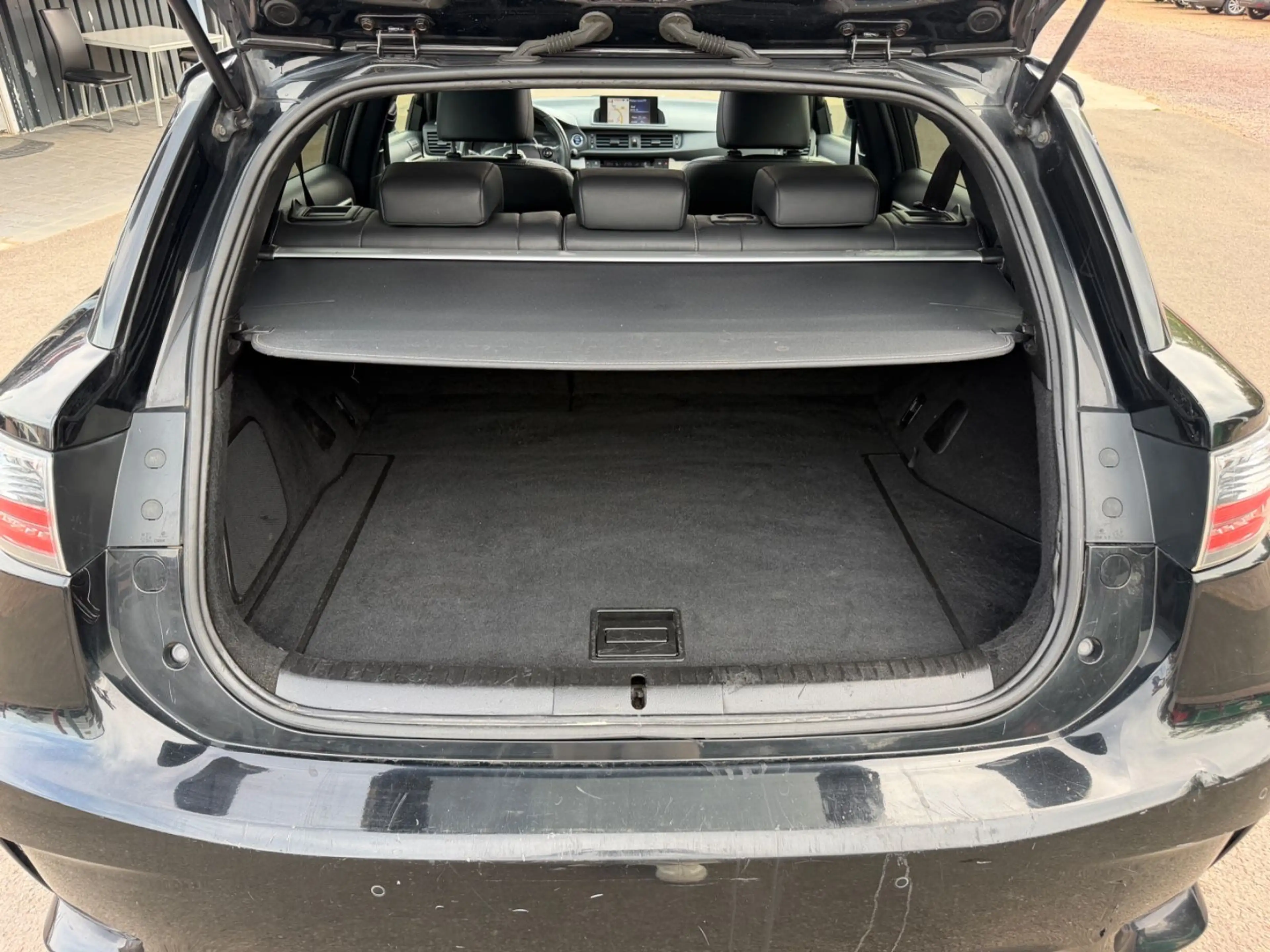 Lexus CT 200h F SPORT — photo 7