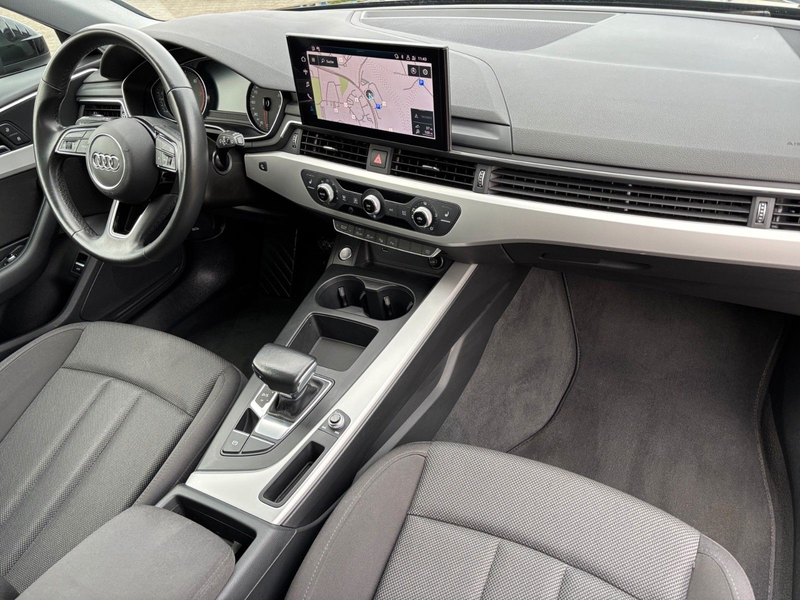 Audi A4 Avant 40 TFSI S line Autom./LED/Navi/SHZ — photo 13