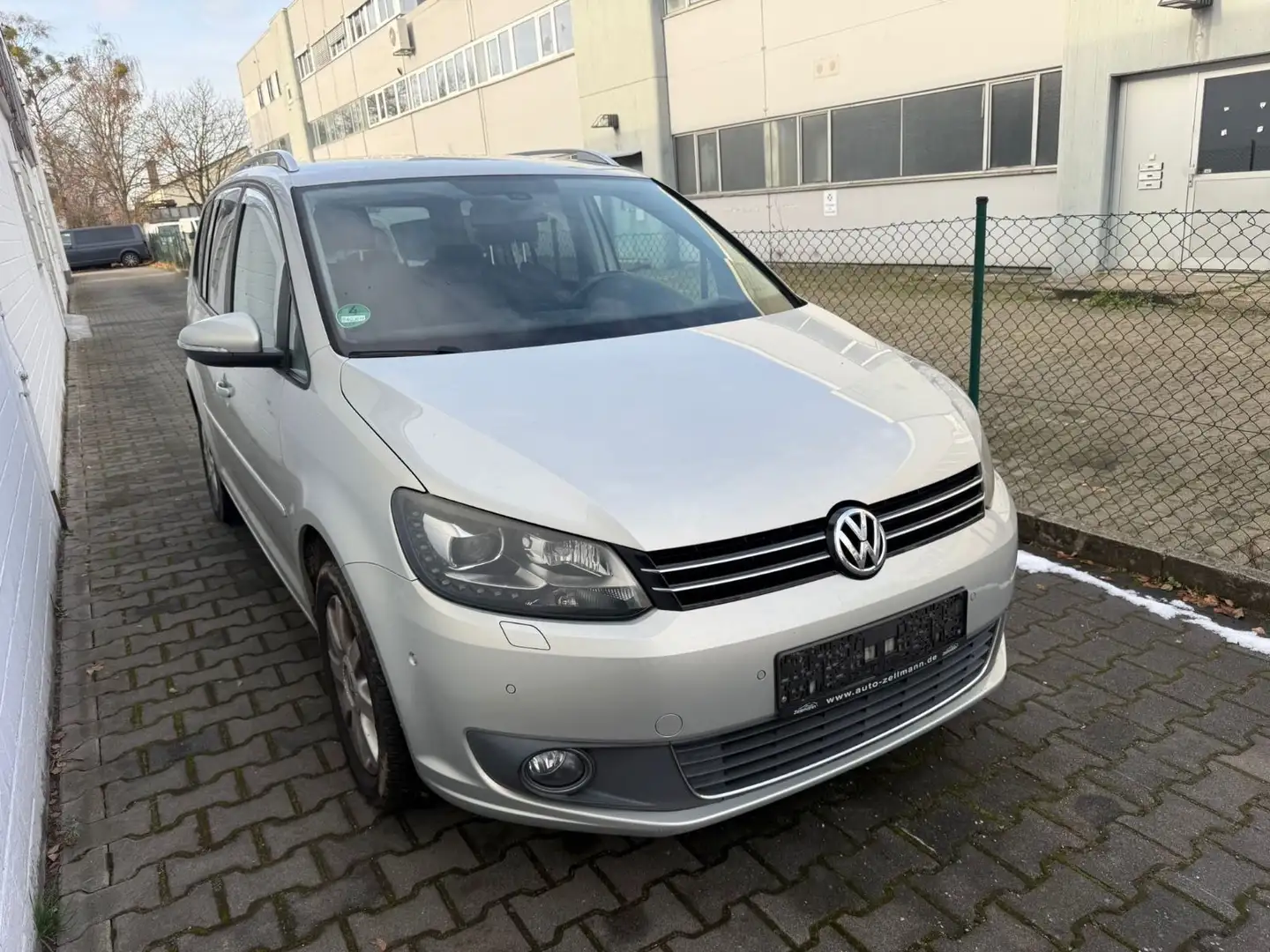 Volkswagen Touran Highline Silber - 1