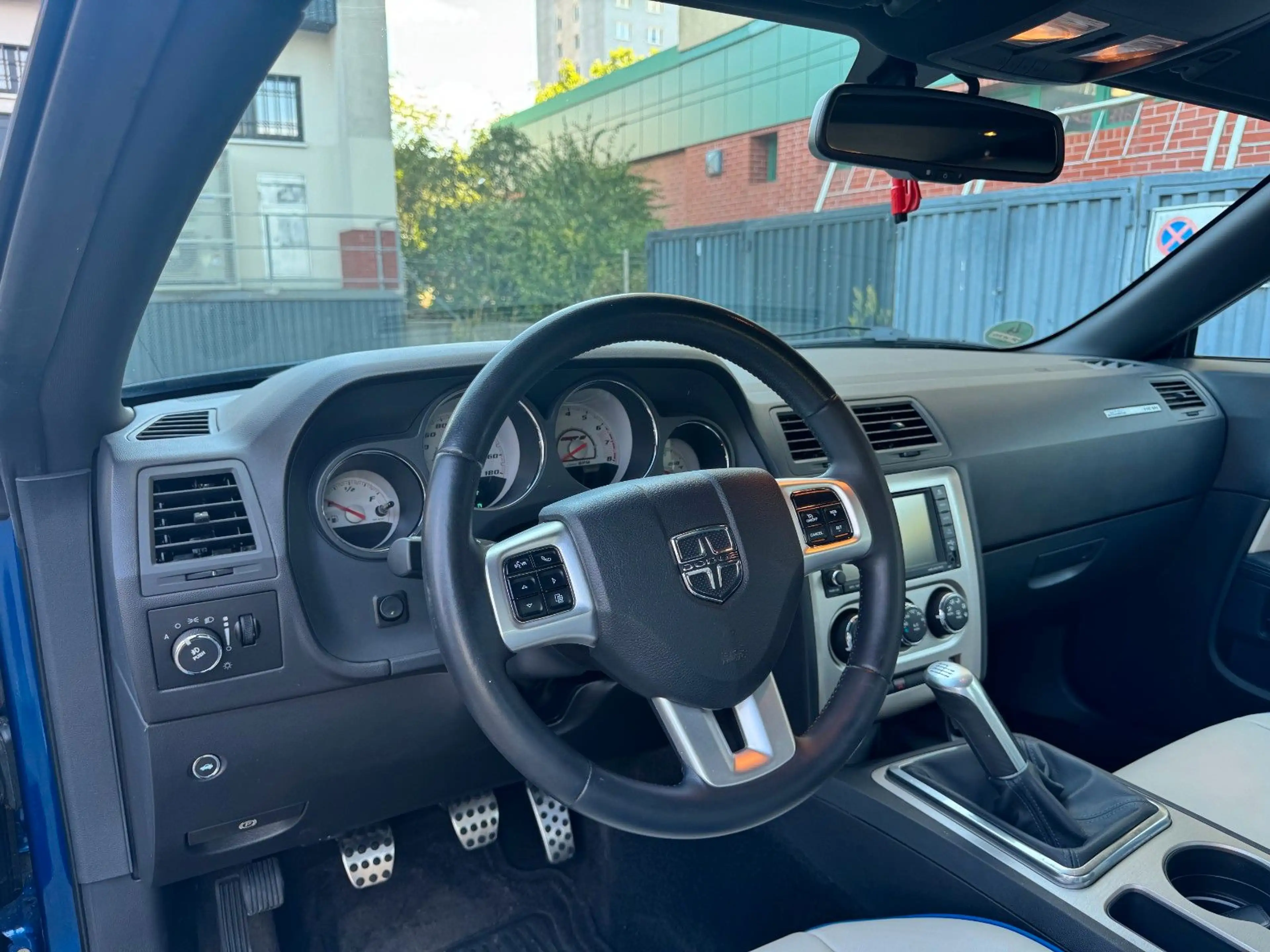 Dodge Challenger SRT8 392 Inaugural Edition 1of1100 — photo 8
