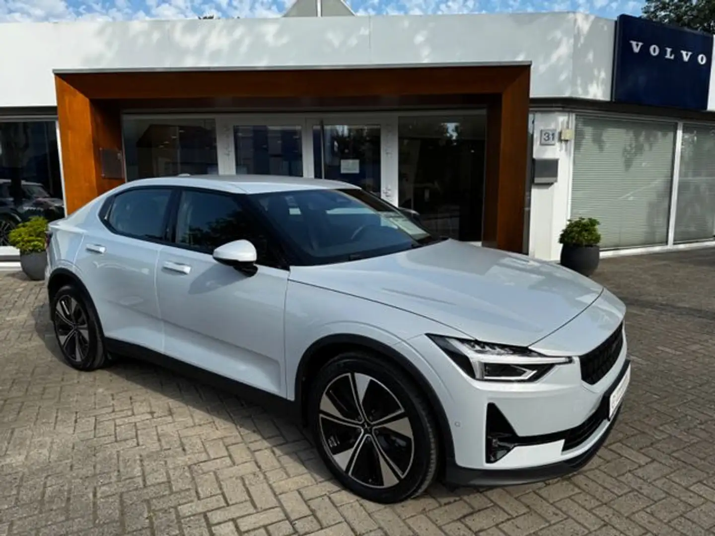 Polestar 2 Long Range Single Motor 78kWH Silber - 2