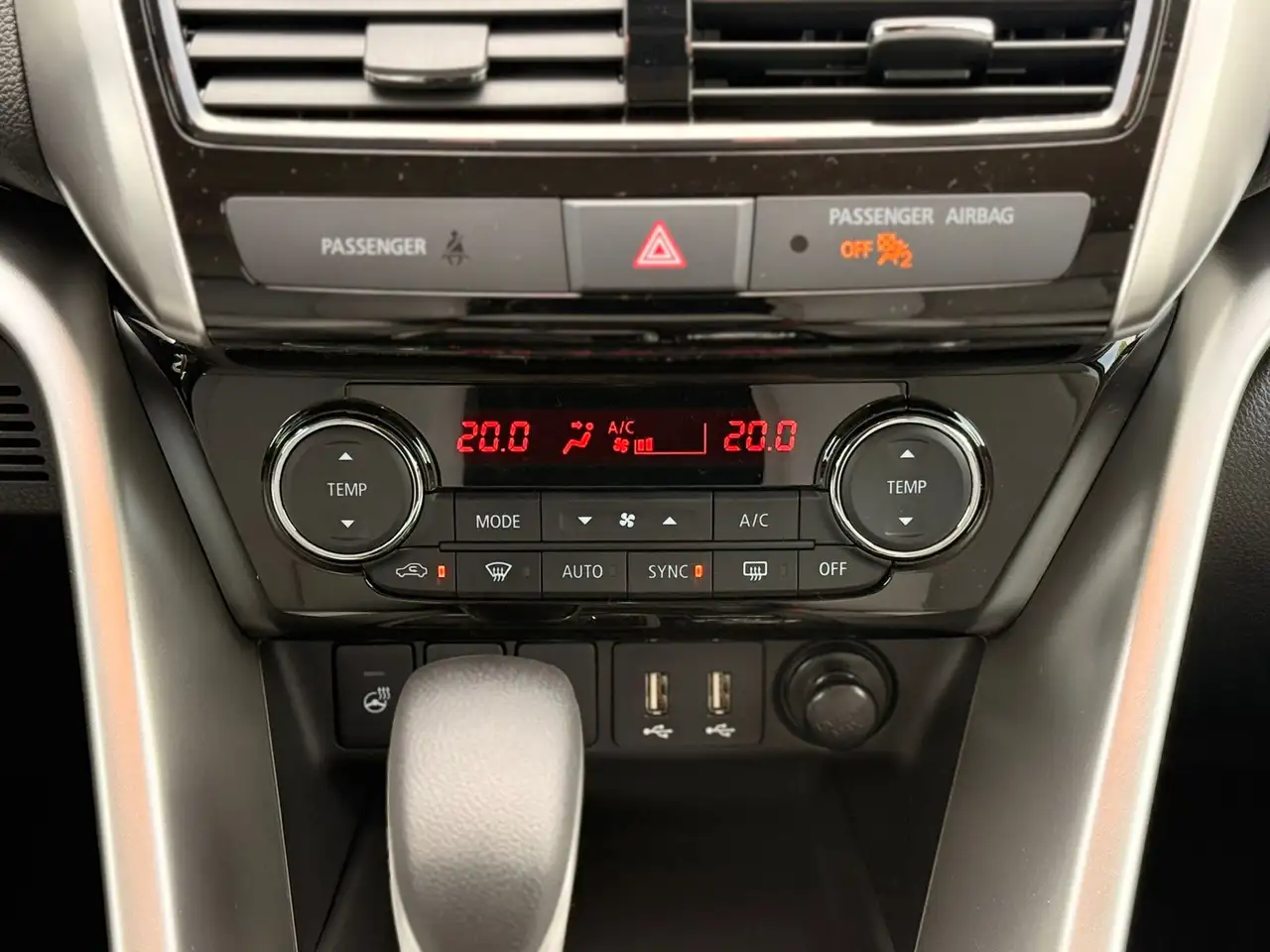 Mitsubishi Eclipse Cross photo Mitsubishi Eclipse Cross