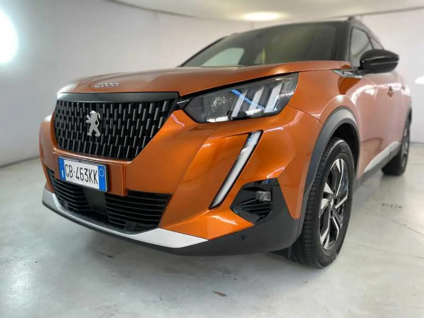Peugeot 2008 PureTech 130 S&S GT Line Arancione - 1