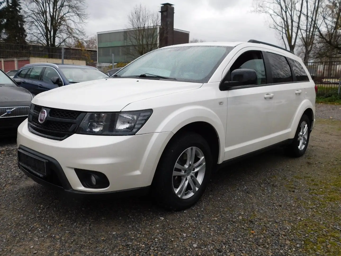 Fiat Freemont 2.0 Multijet 16V Black Code AWD 7 Sitzer Wit - 1