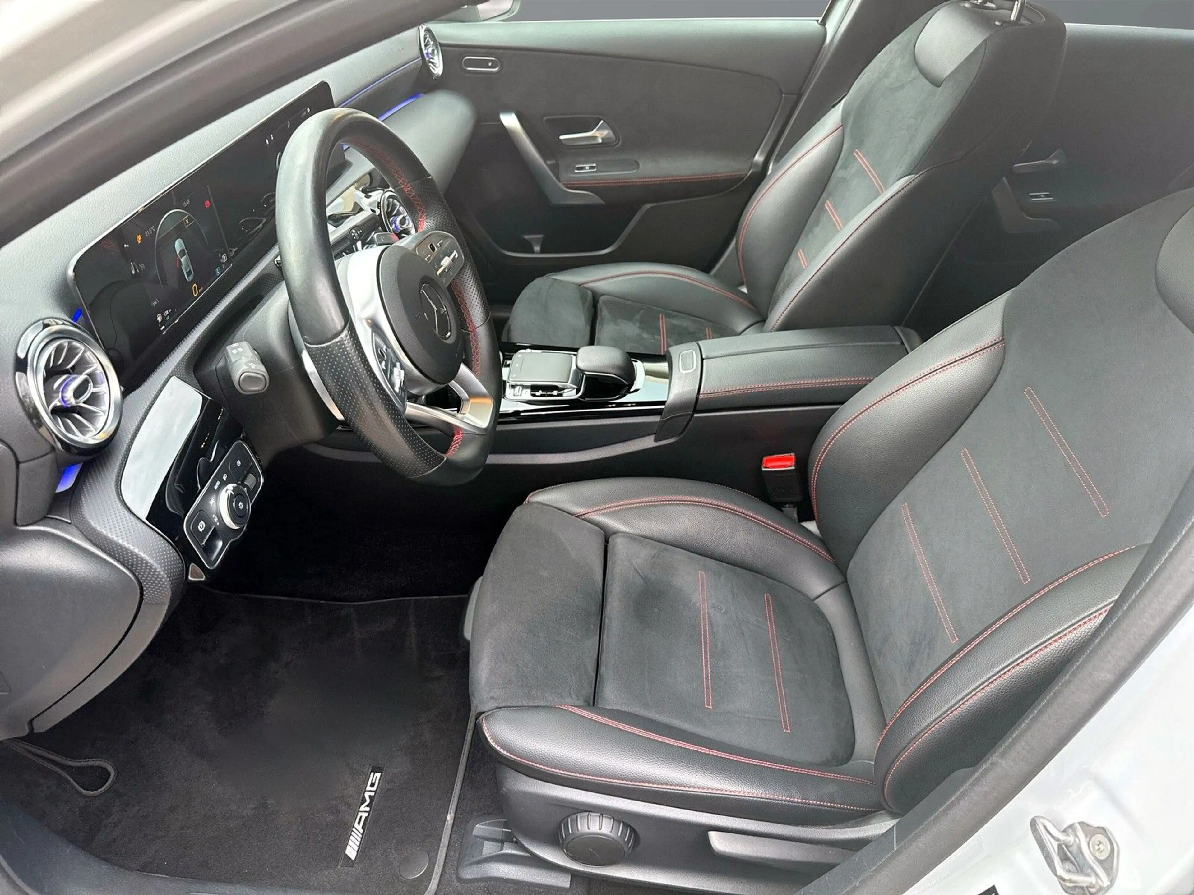 Mercedes-Benz A 200 Limousine*AMG*Unfallfrei*Ambiente*LED* — photo 9