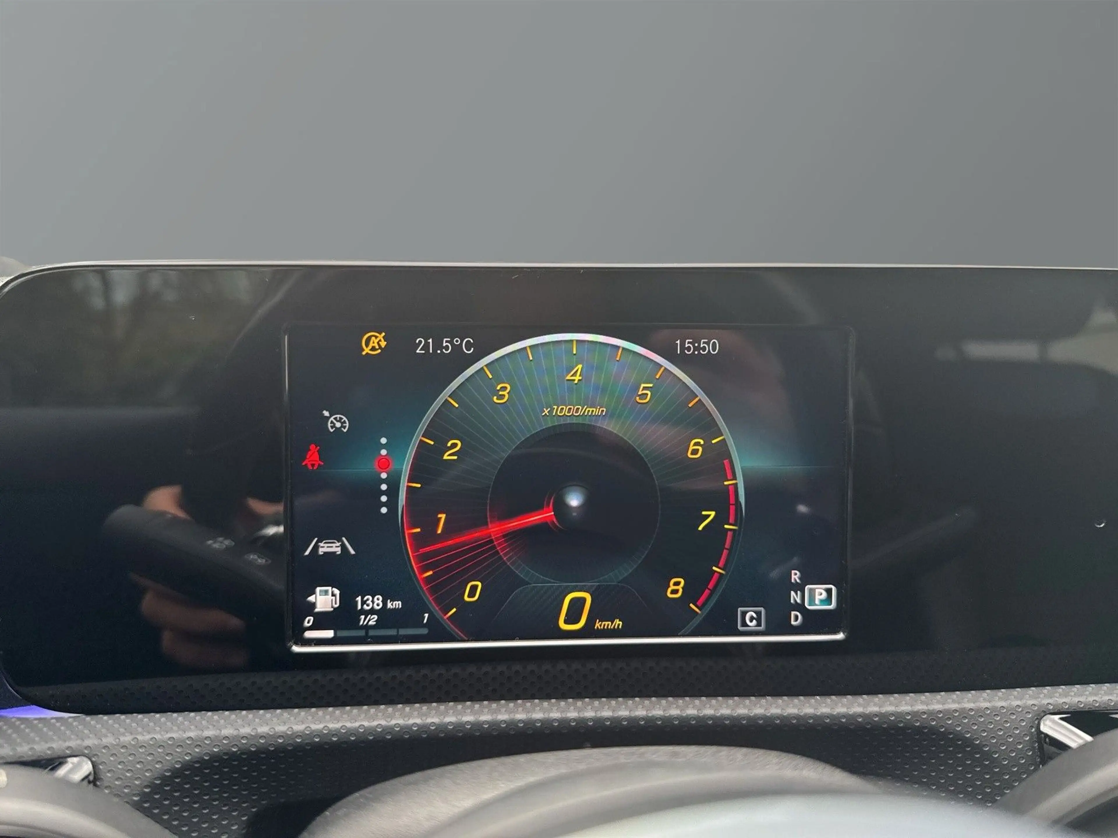 Mercedes-Benz A 200 Limousine*AMG*Unfallfrei*Ambiente*LED* — photo 11