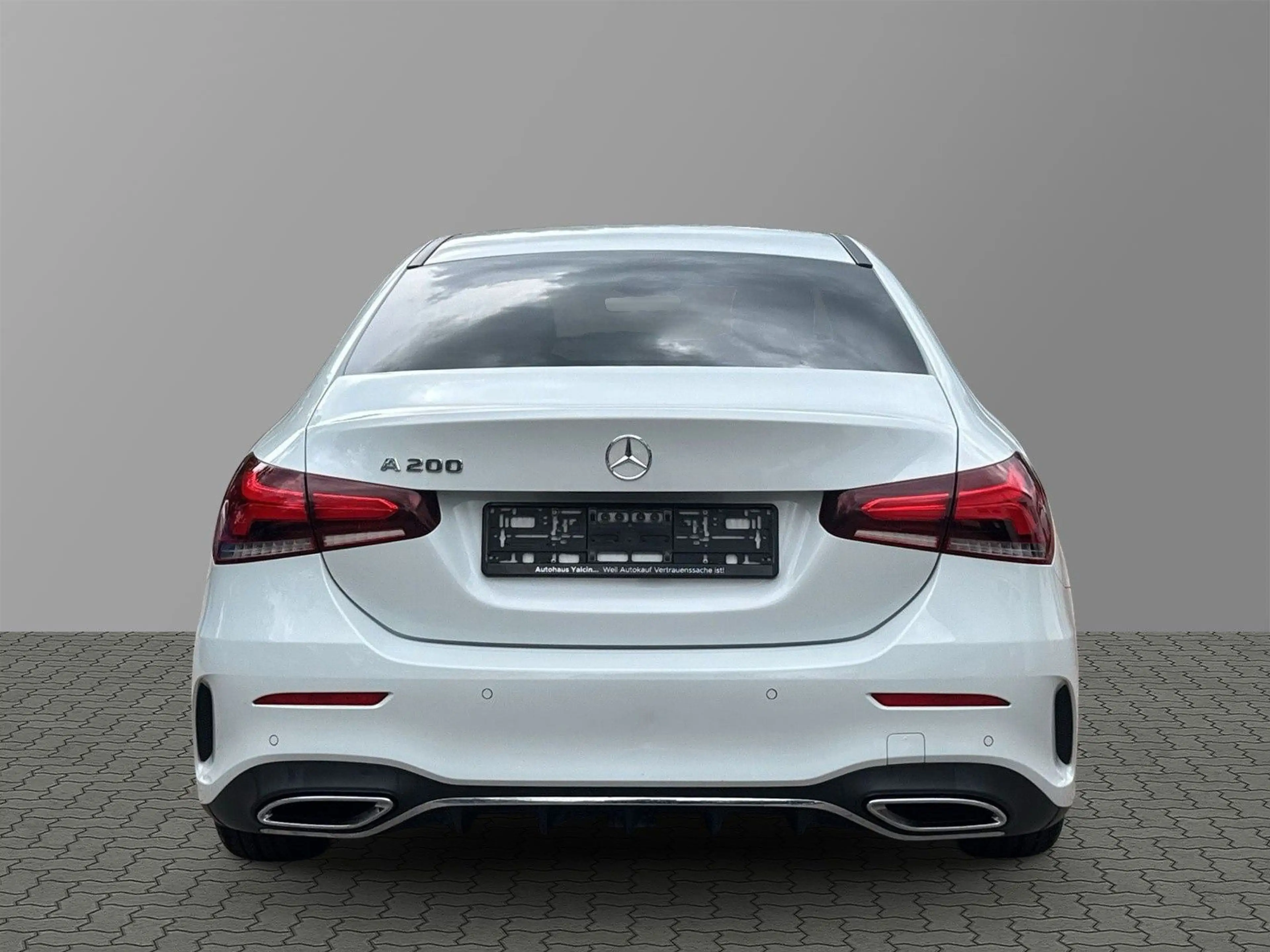 Mercedes-Benz A 200 Limousine*AMG*Unfallfrei*Ambiente*LED* — photo 4