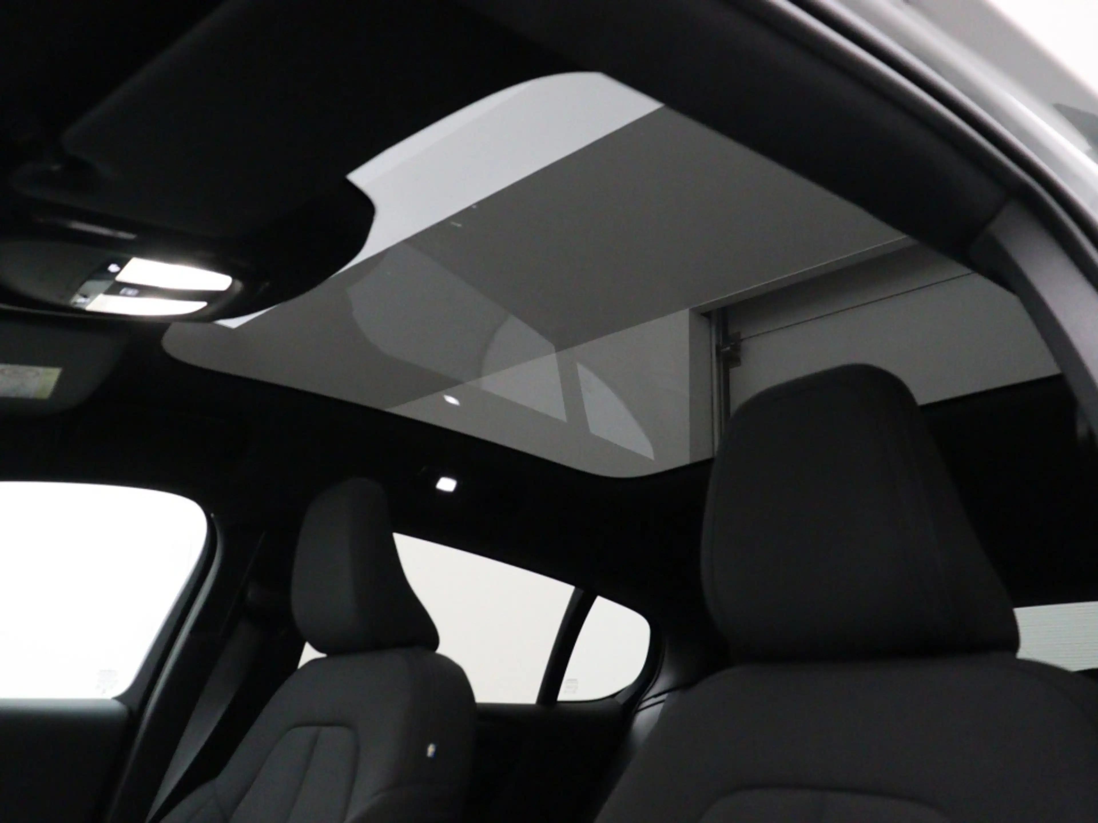 Volvo EC40 EXTENDED RANGE CORE PANORAMADAK 20INCH GOOGLE MAPS — photo 12