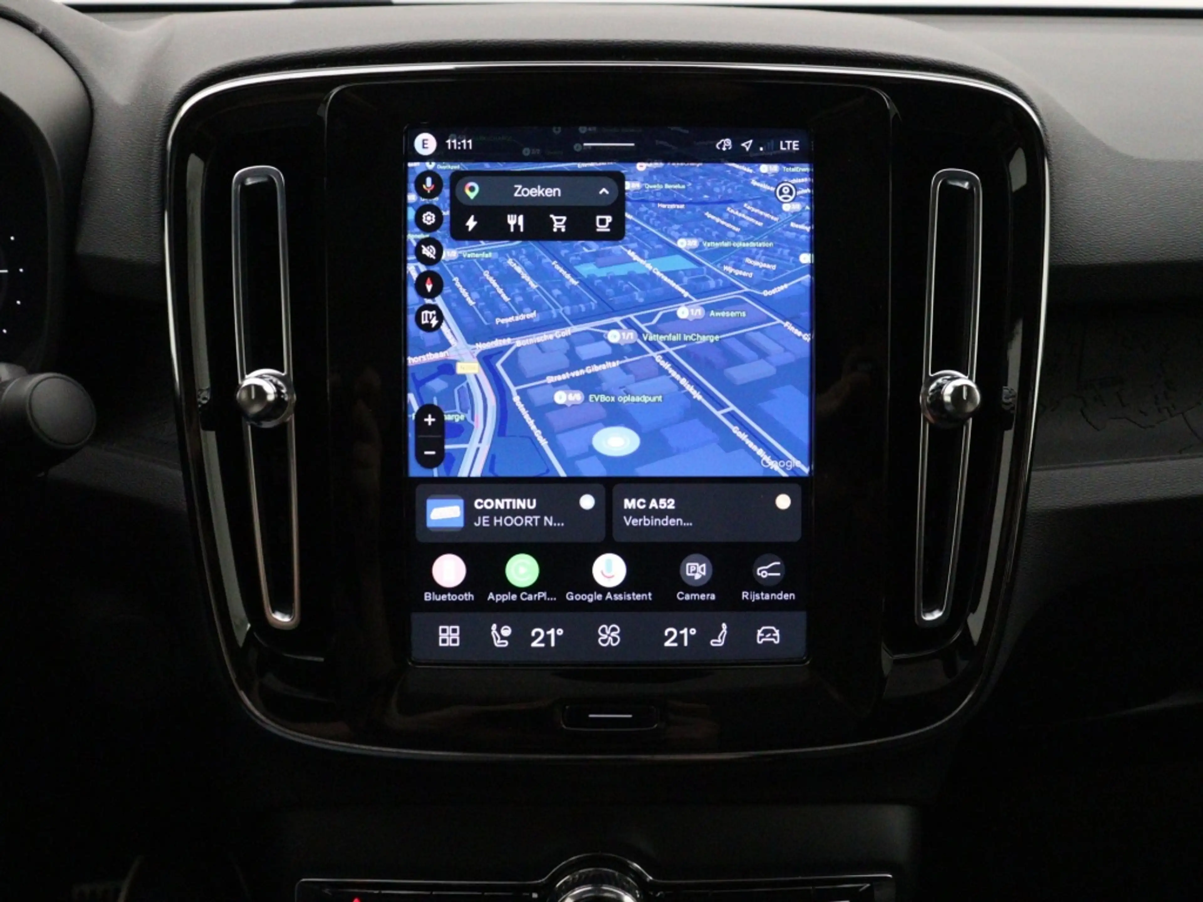Volvo EC40 EXTENDED RANGE CORE PANORAMADAK 20INCH GOOGLE MAPS — photo 15