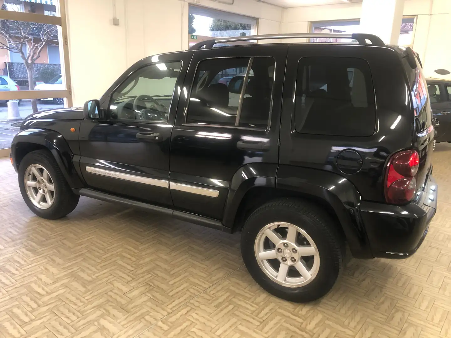 Jeep Cherokee Cherokee 2.8 crd Sport auto FL Nero - 2