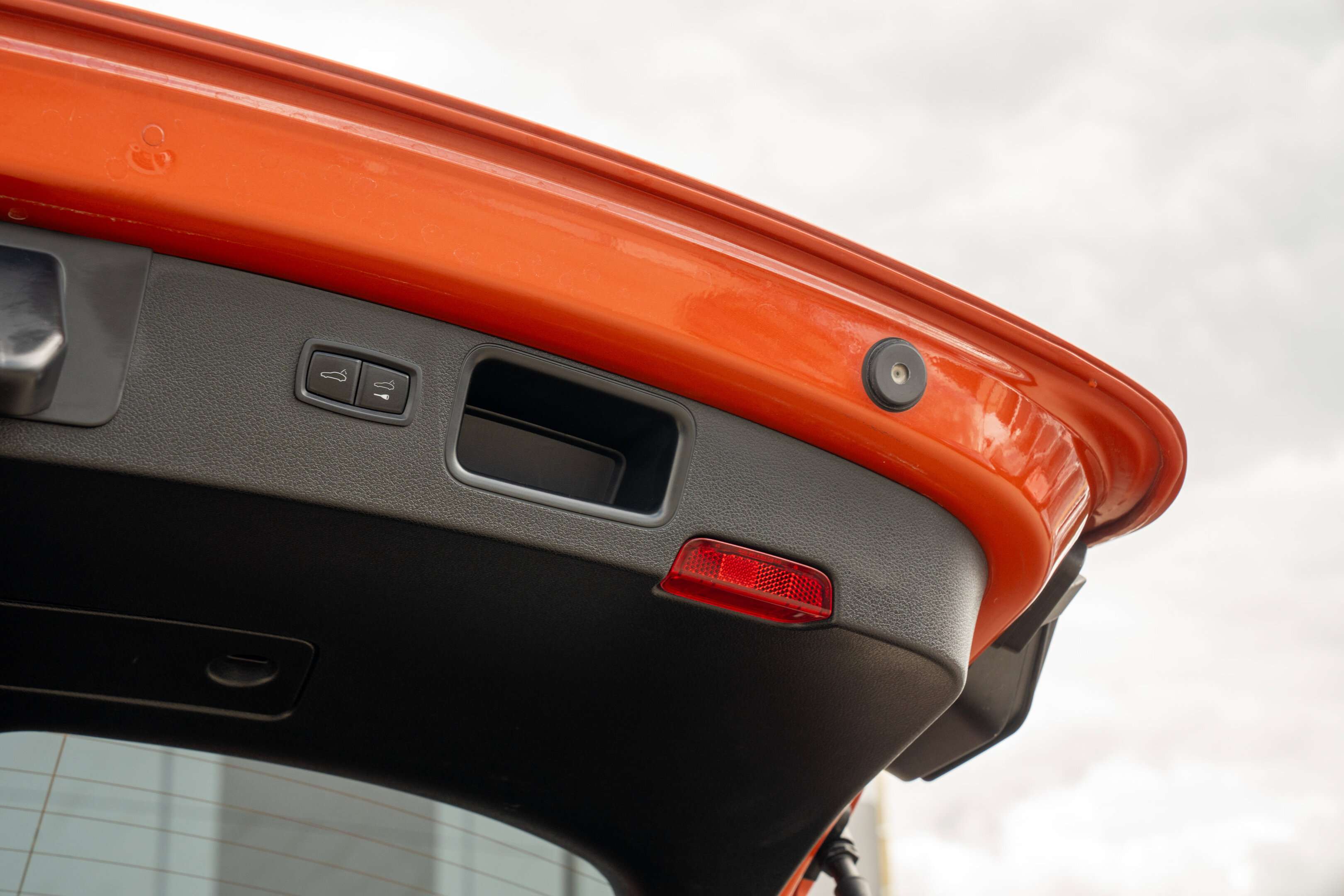 2023 Porsche Macan S thumb 13