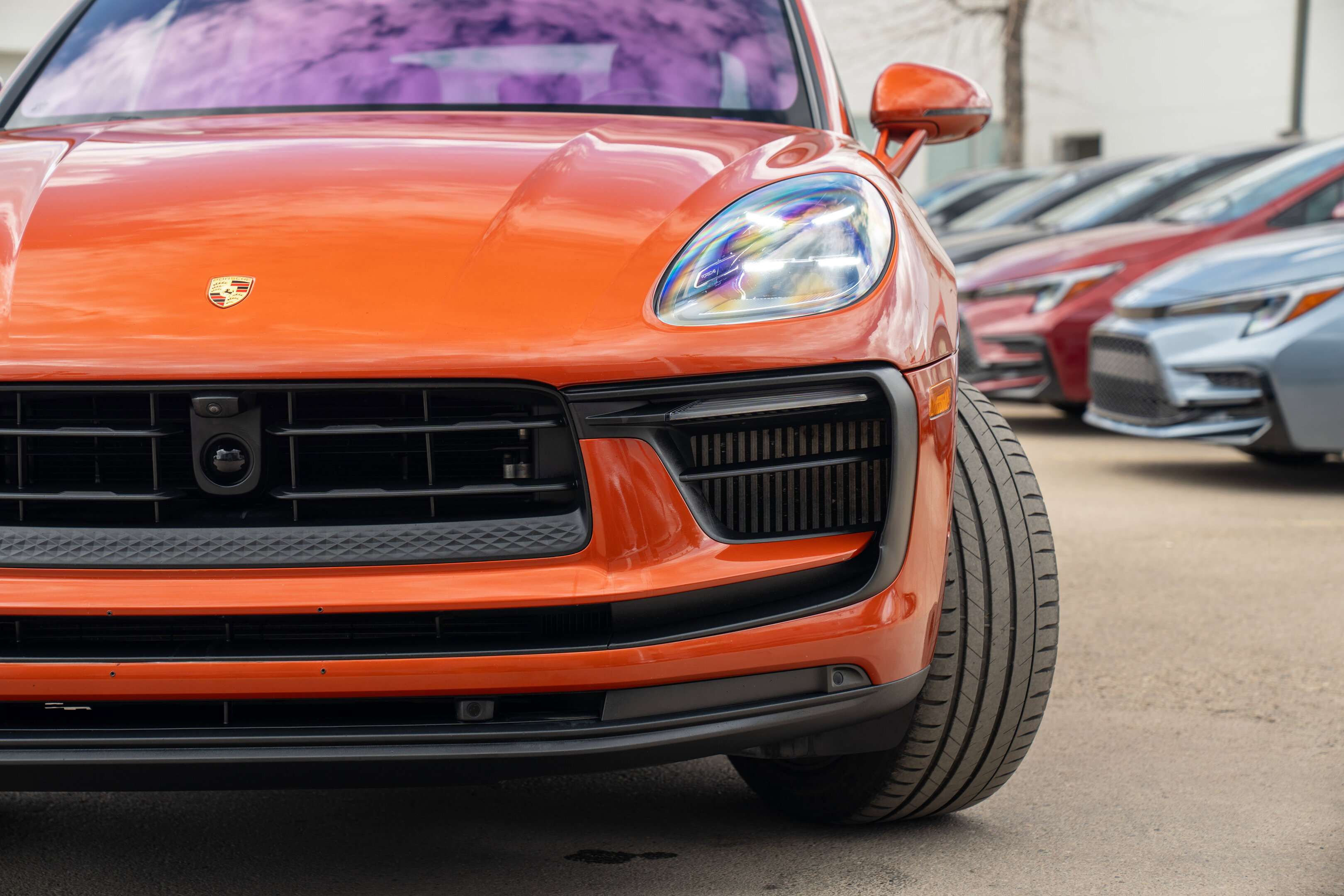 2023 Porsche Macan S thumb 8
