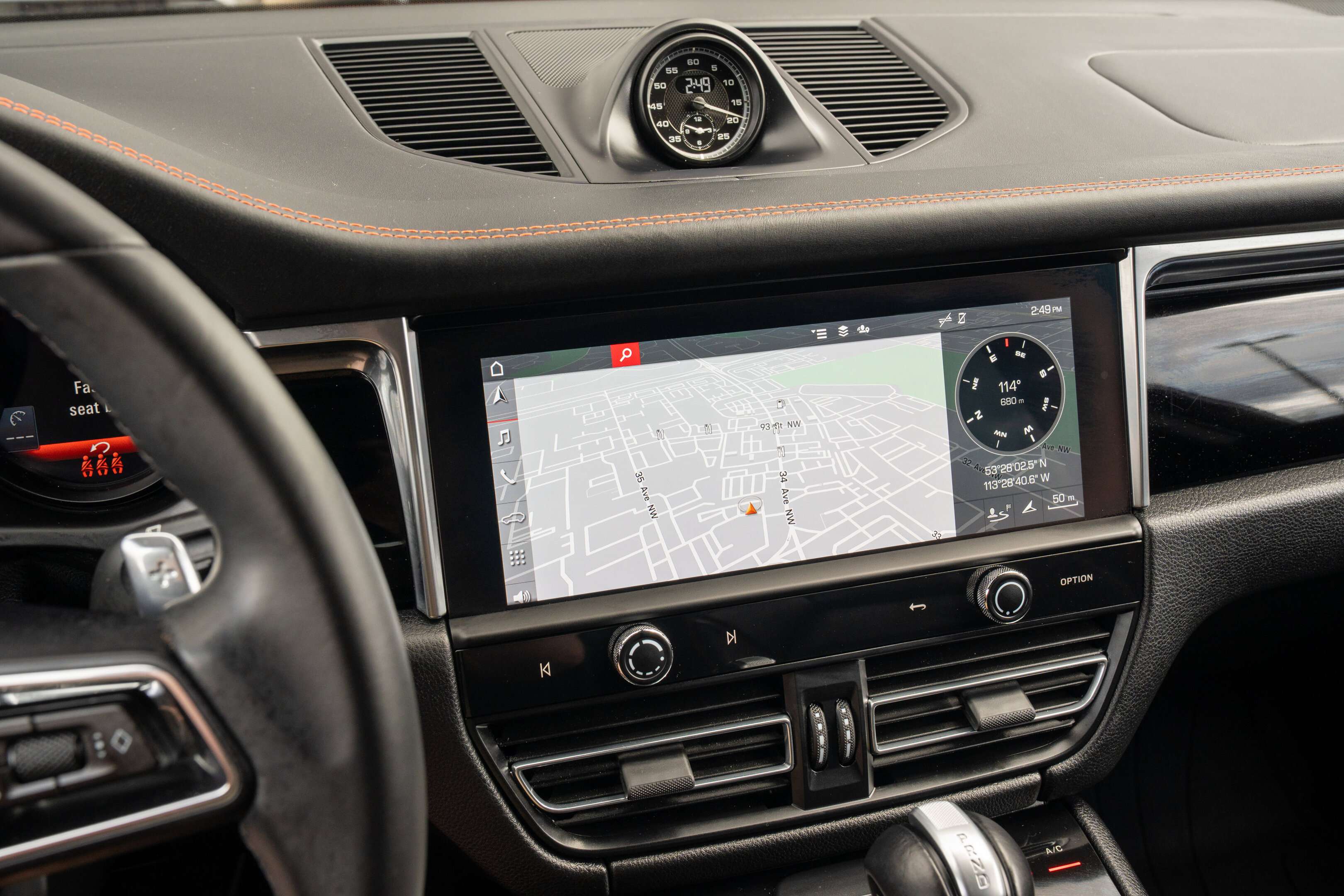 2023 Porsche Macan S thumb 21