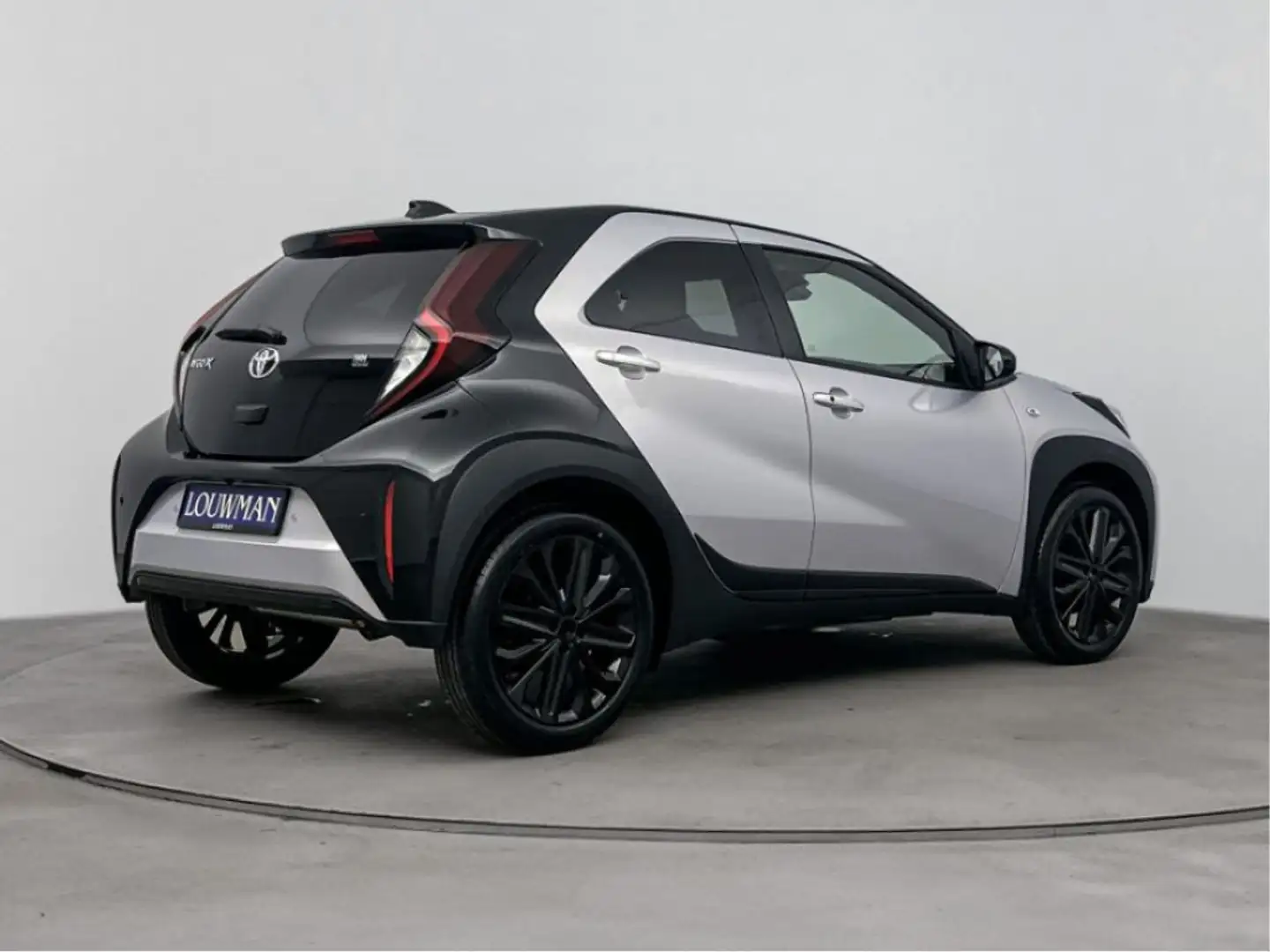Toyota Aygo X 1.0 VVT-i S-CVT JBL Violett - 2