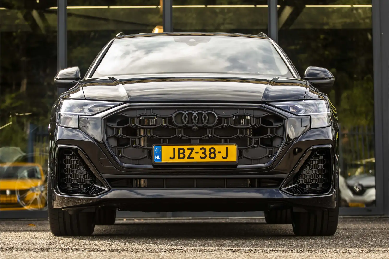 Audi Q8 60 TFSI e quattro Pro Line S Competition / MASSAGE Noir - 2