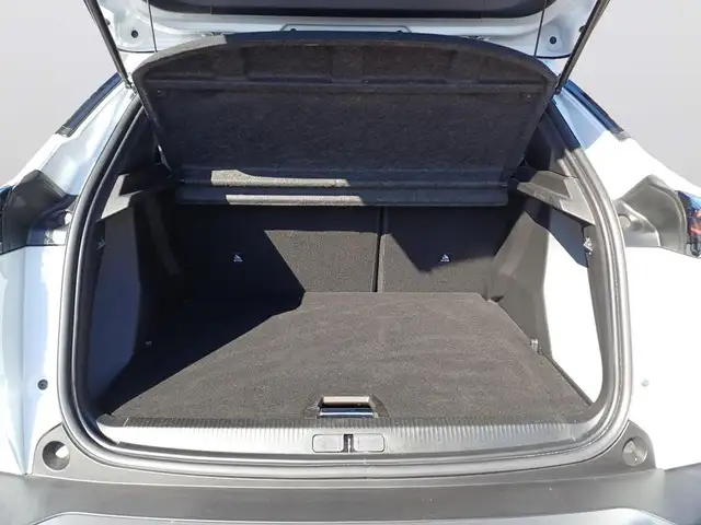 Peugeot 2008 view 7