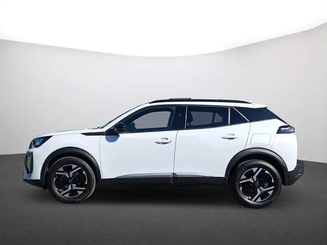 Peugeot 2008 view 4