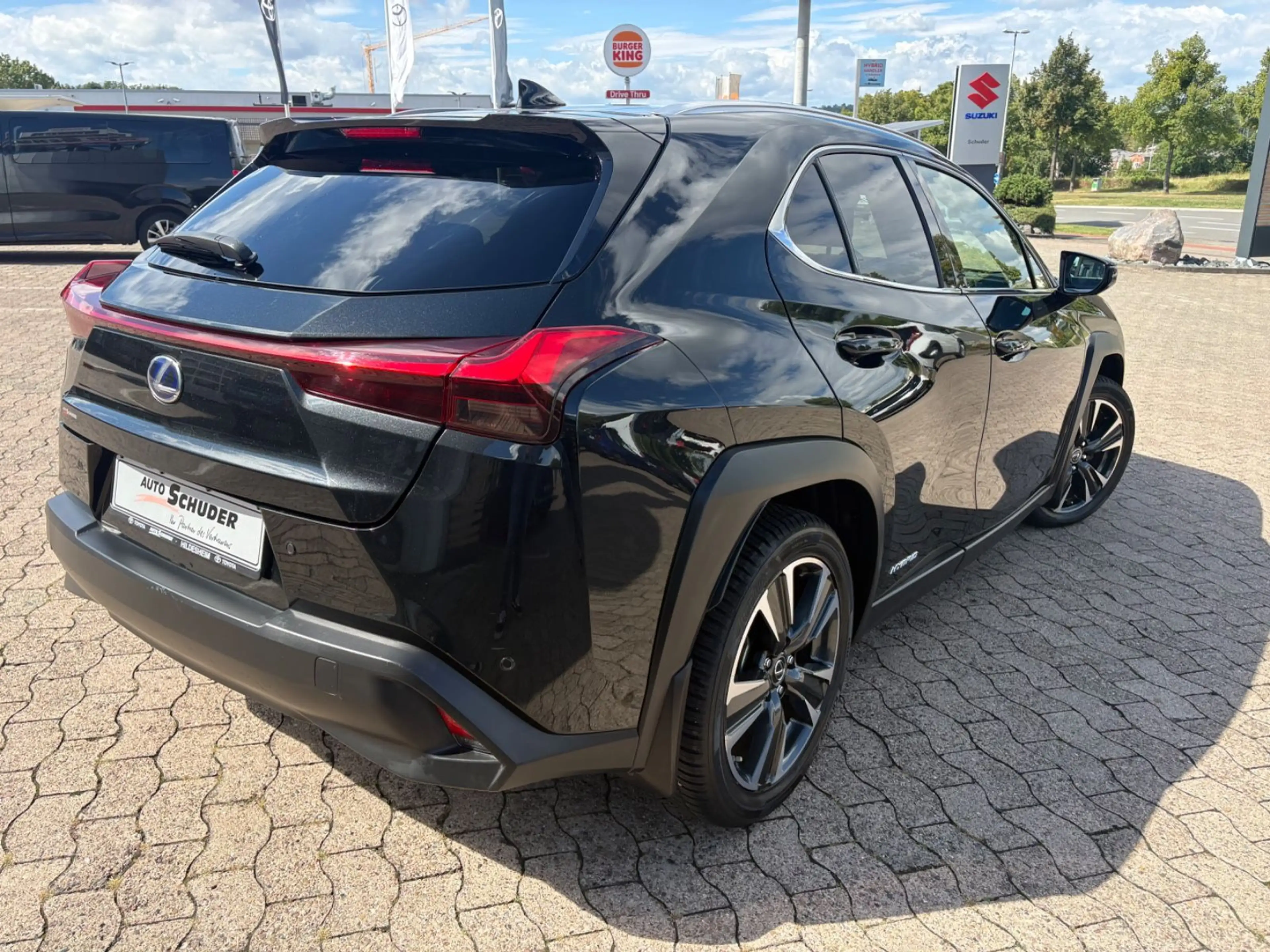 Lexus UX 250h GEPFLEGT** — photo 2