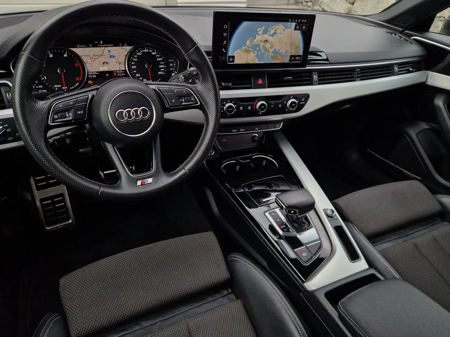 Audi A4 35 TDI 3x S- Line Competition in Daytonagrau!!! Grau - 2