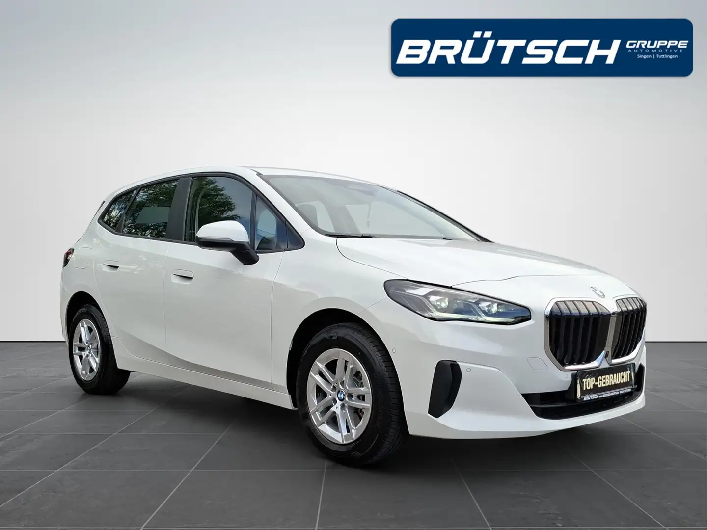 BMW 218 i Active Tourer AUTOMATIK / NAVI / LED / HEAD-UP / Weiß - 2