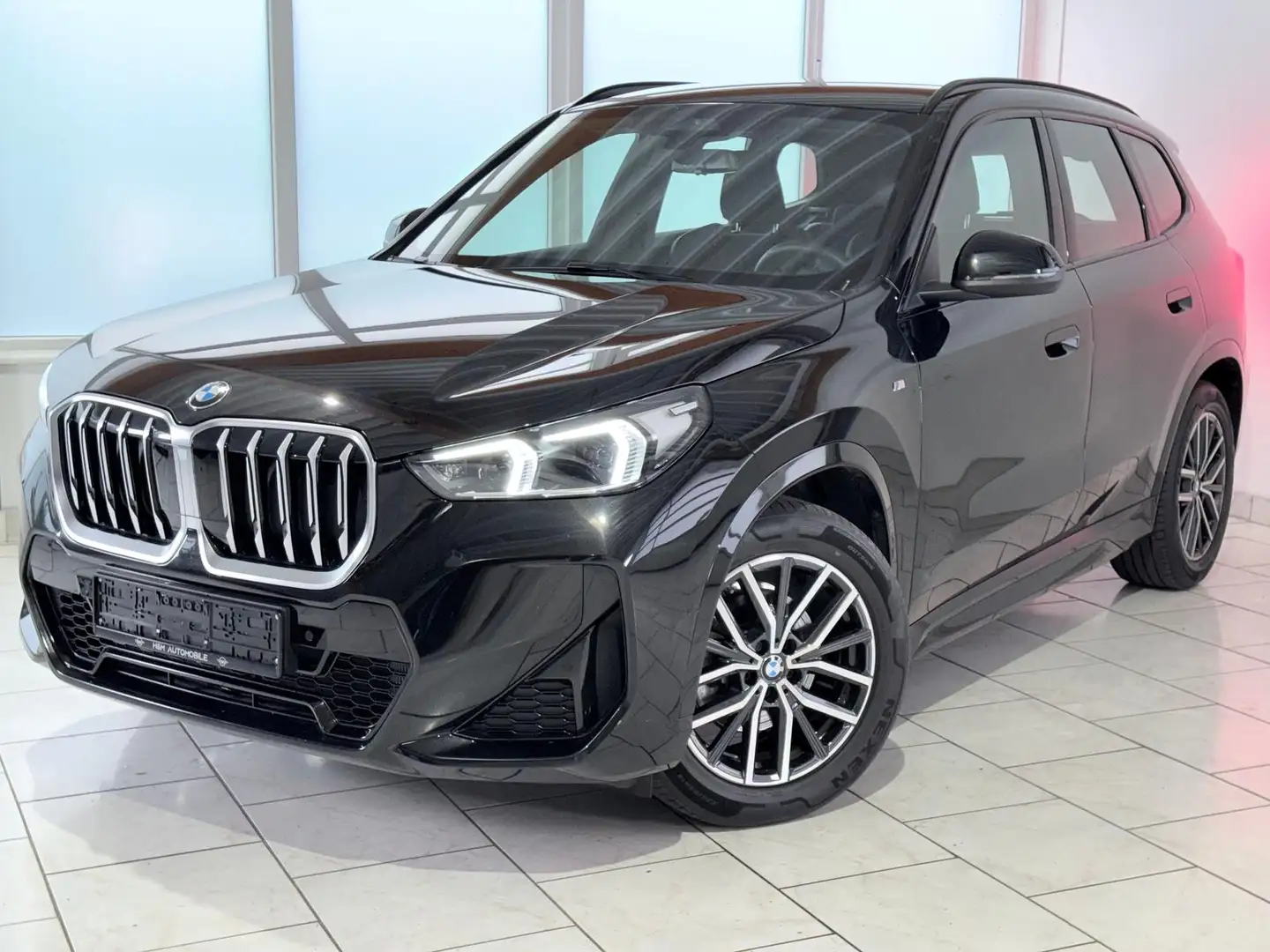 BMW X1 18i sDrive M Sport - LED/Kamera/CarPlay Noir - 2