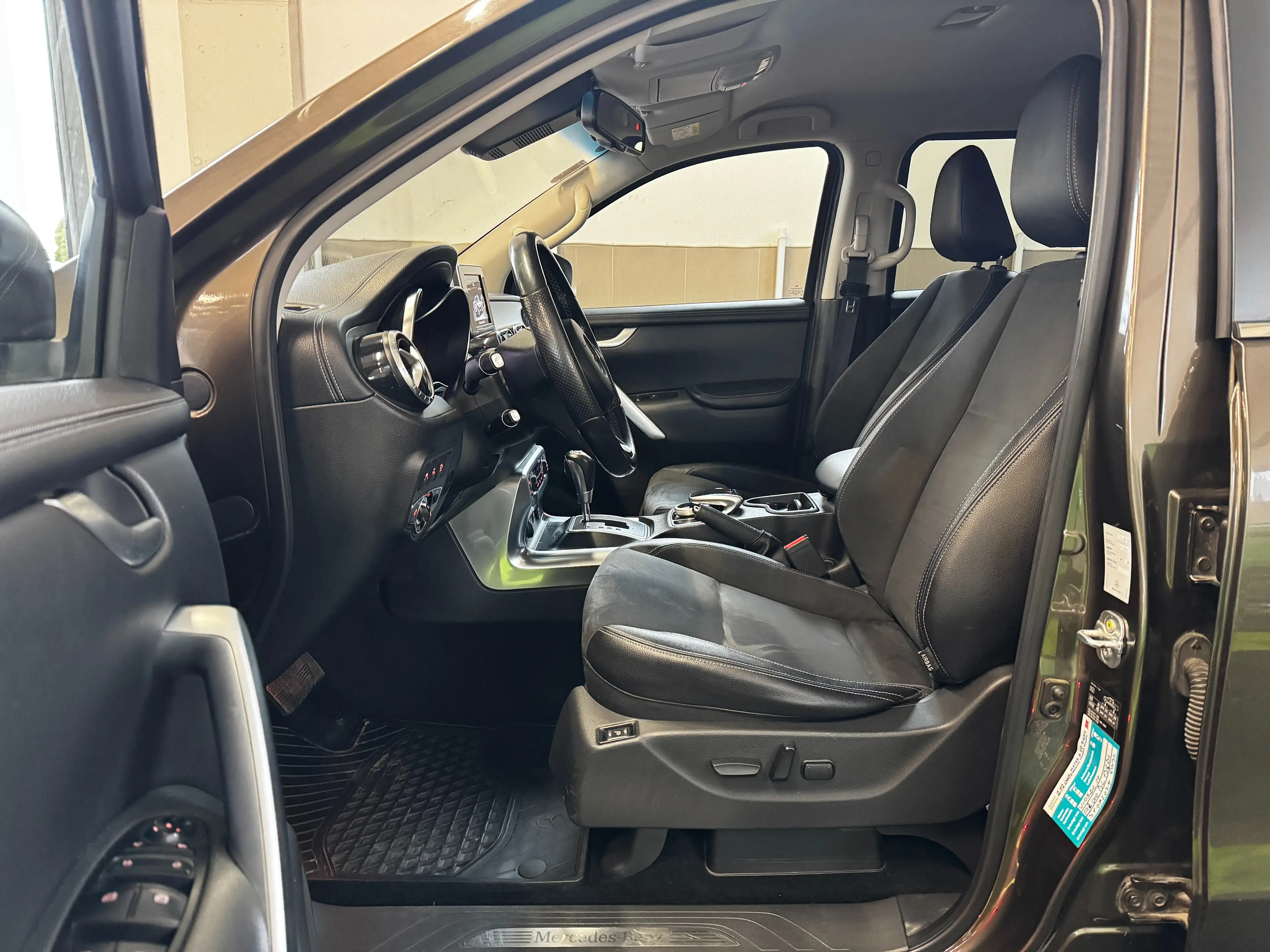Mercedes-Benz X 250 X 250d 4Matic Doppelkabine LED/AHK/360°Kamera — photo 13