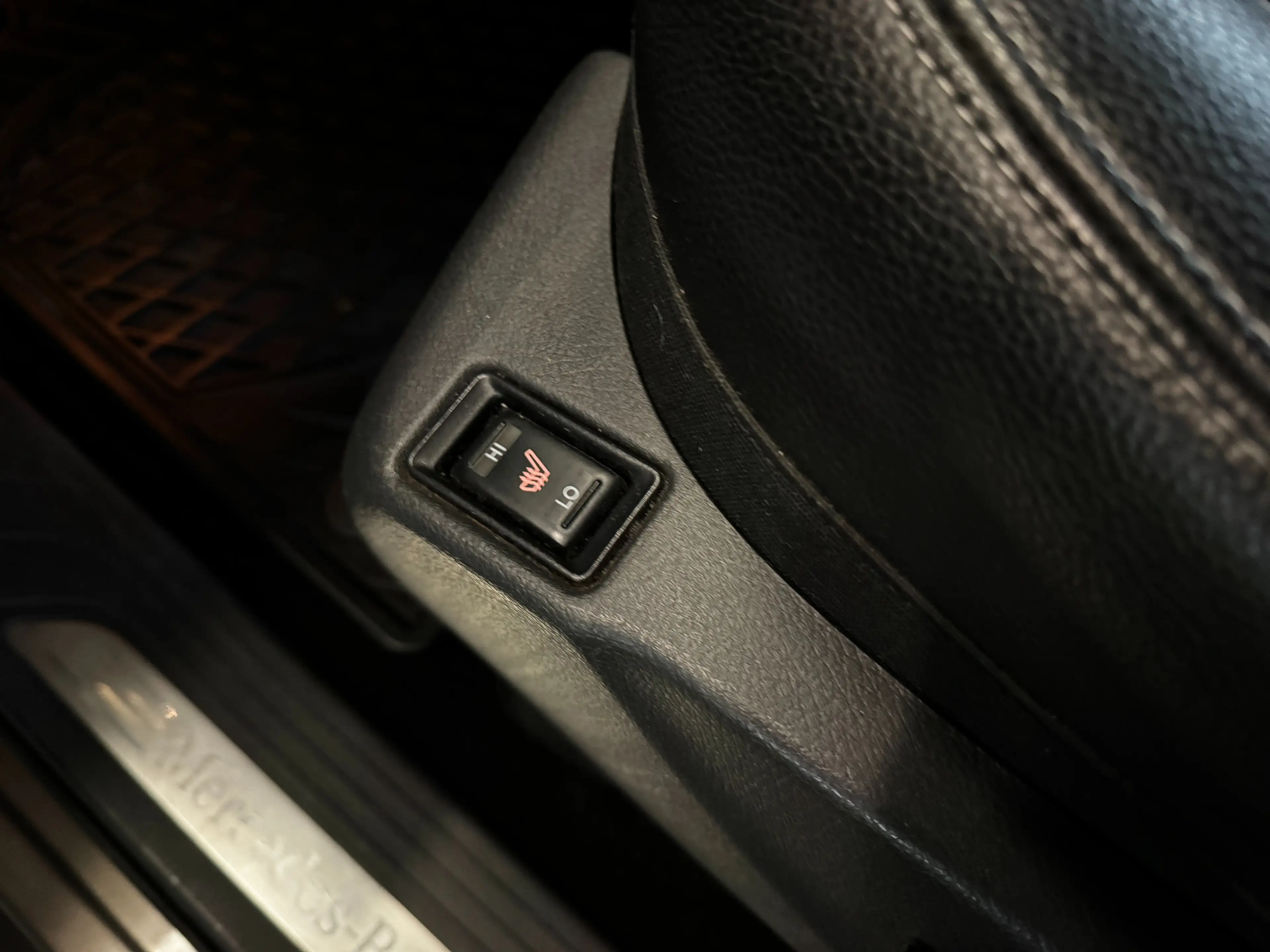 Mercedes-Benz X 250 X 250d 4Matic Doppelkabine LED/AHK/360°Kamera — photo 15