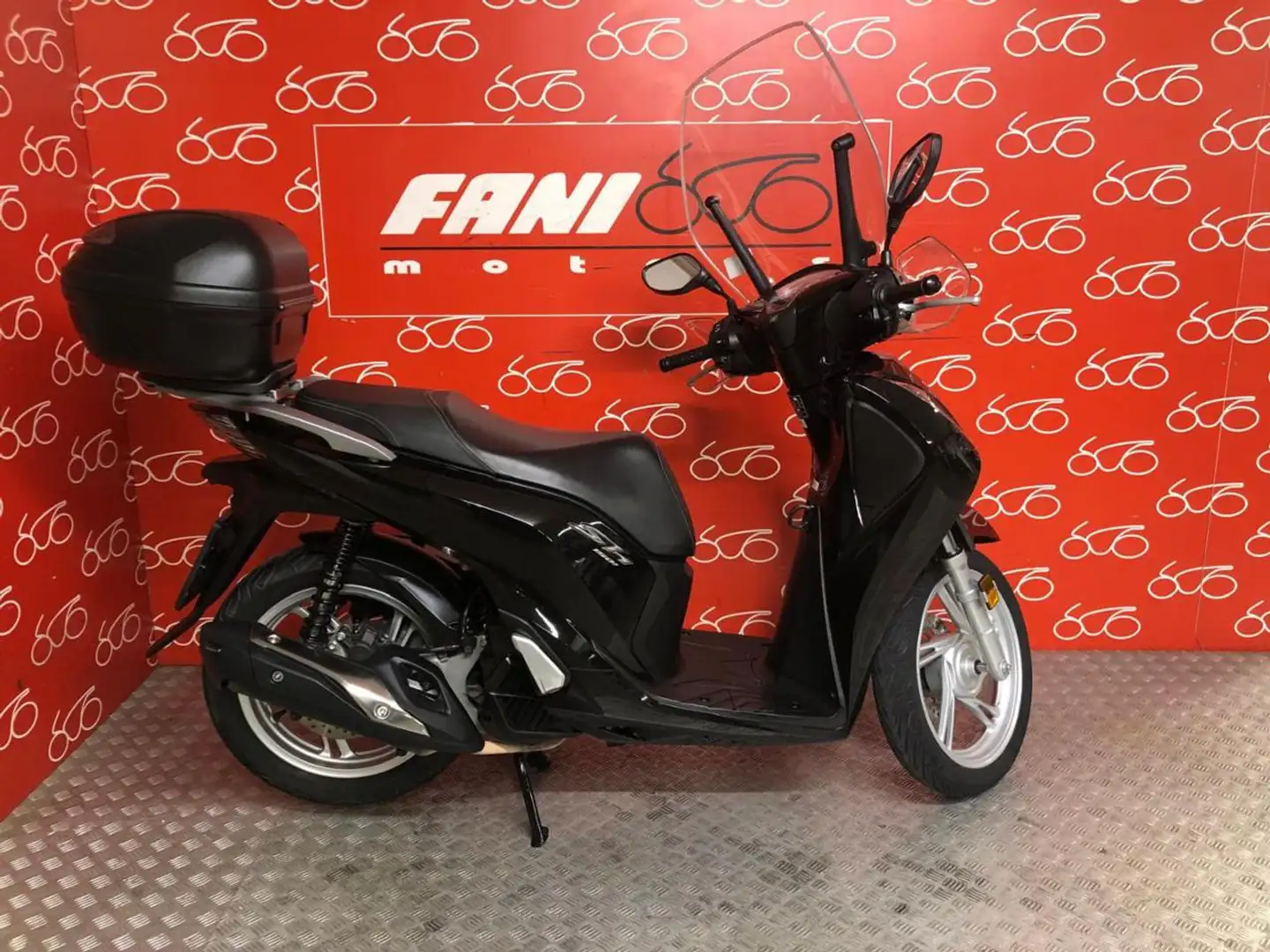Honda SH 150 . Nero - 1