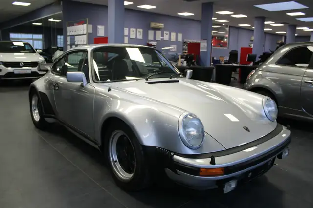 Porsche 930 Turbo 3.3 Coupe *DEUTSCHES FAHRZEUG* - 2. Hand