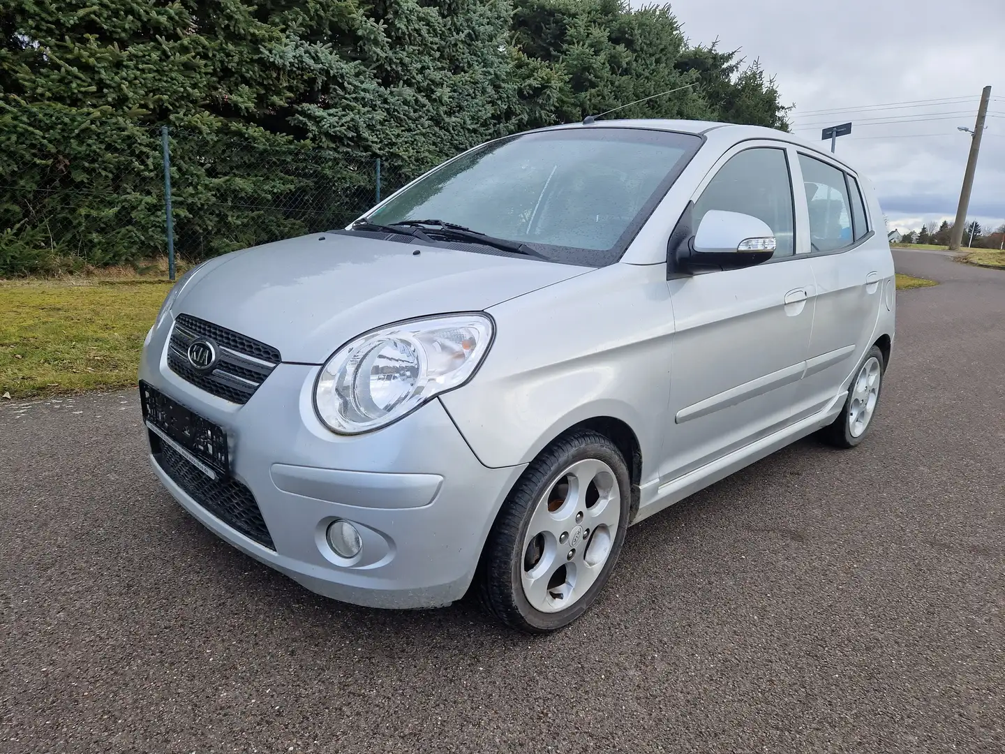 Kia Picanto Tüv bei Kauf neu. Silber - 1