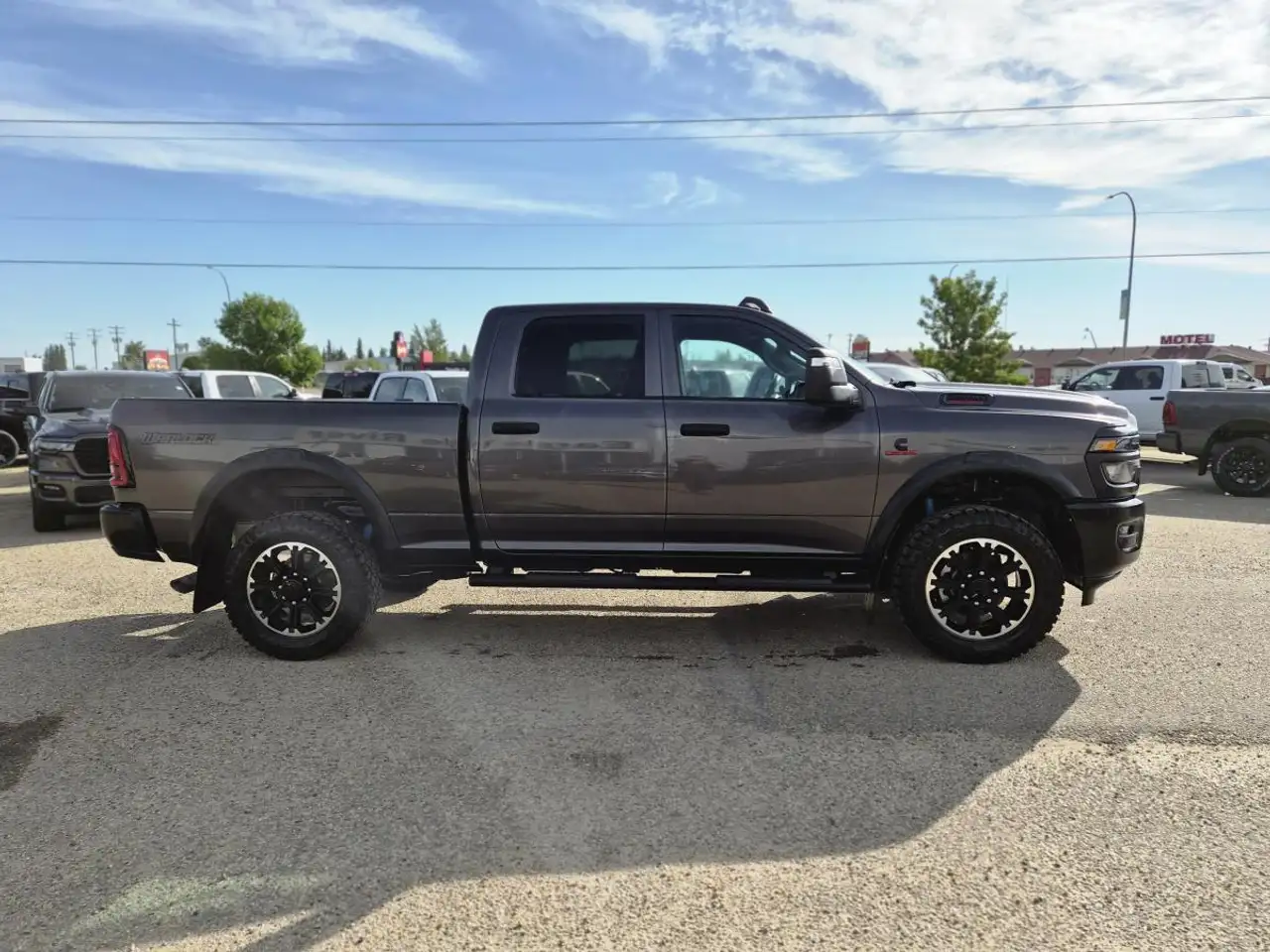 RAM 2500 снимка RAM 2500