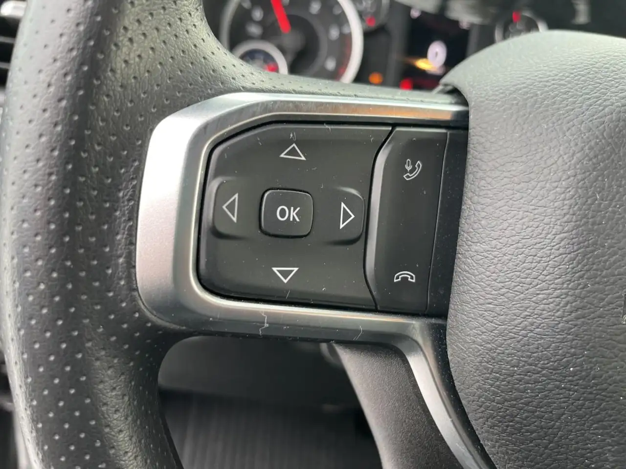RAM 2500 снимка RAM 2500
