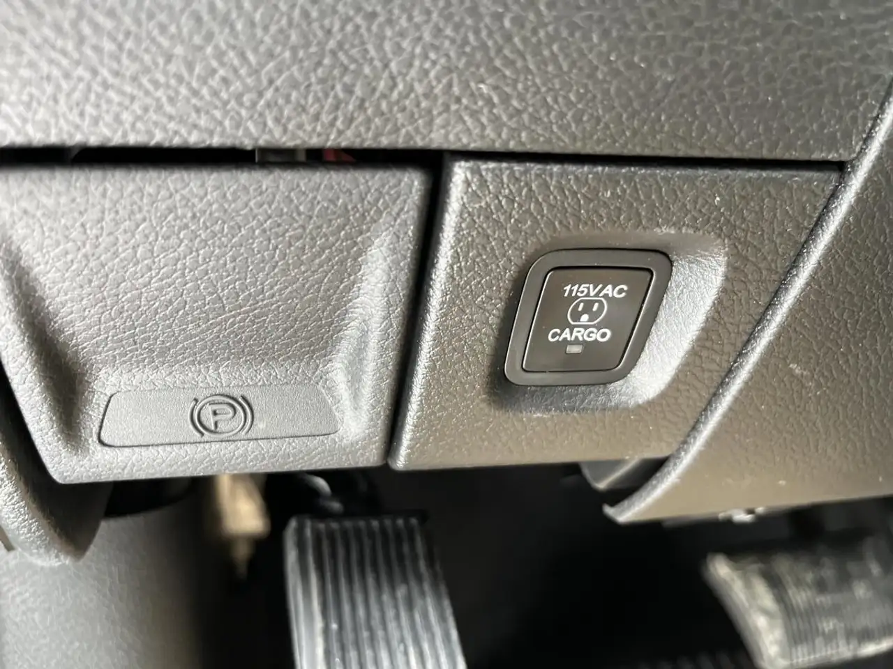 RAM 2500 снимка RAM 2500