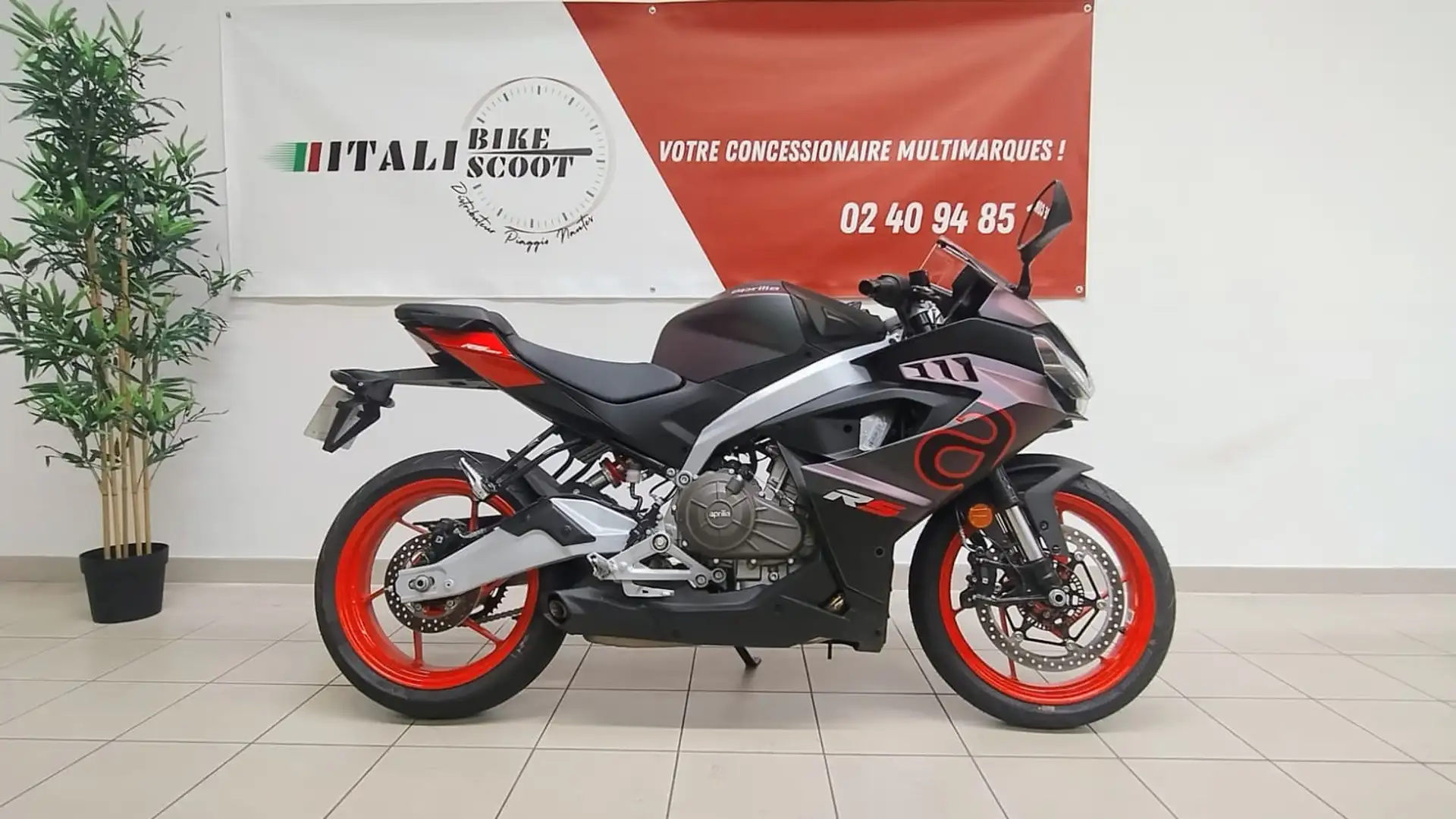 Aprilia RS 457 Piros - 1