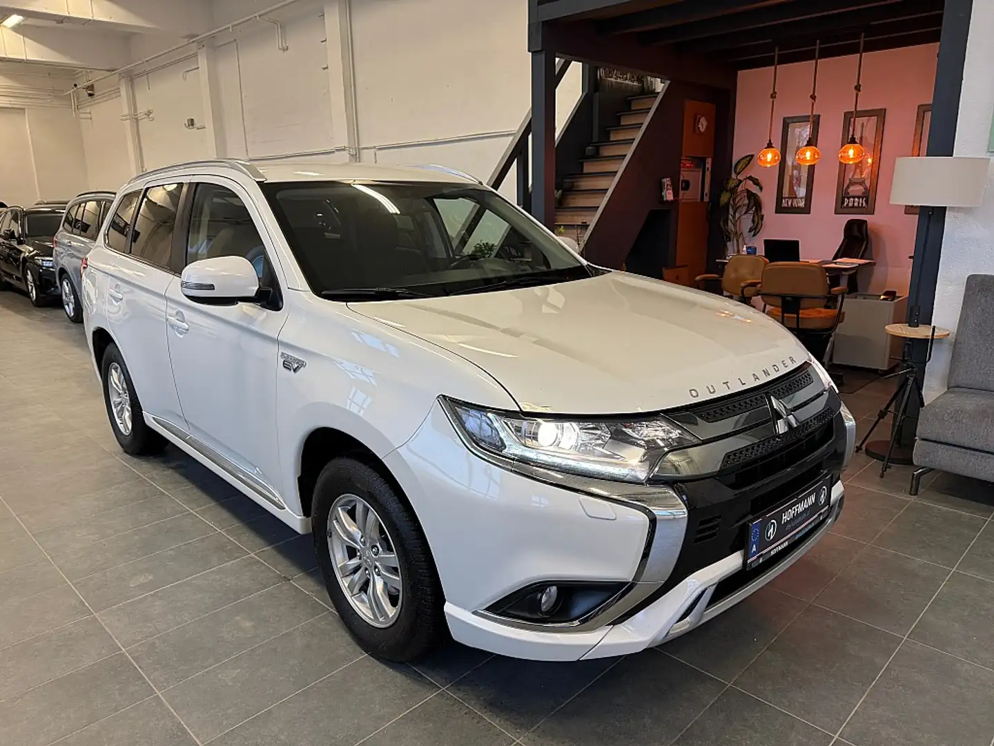 Mitsubishi Outlander 2,4 PHEV Intense Blanco - 1